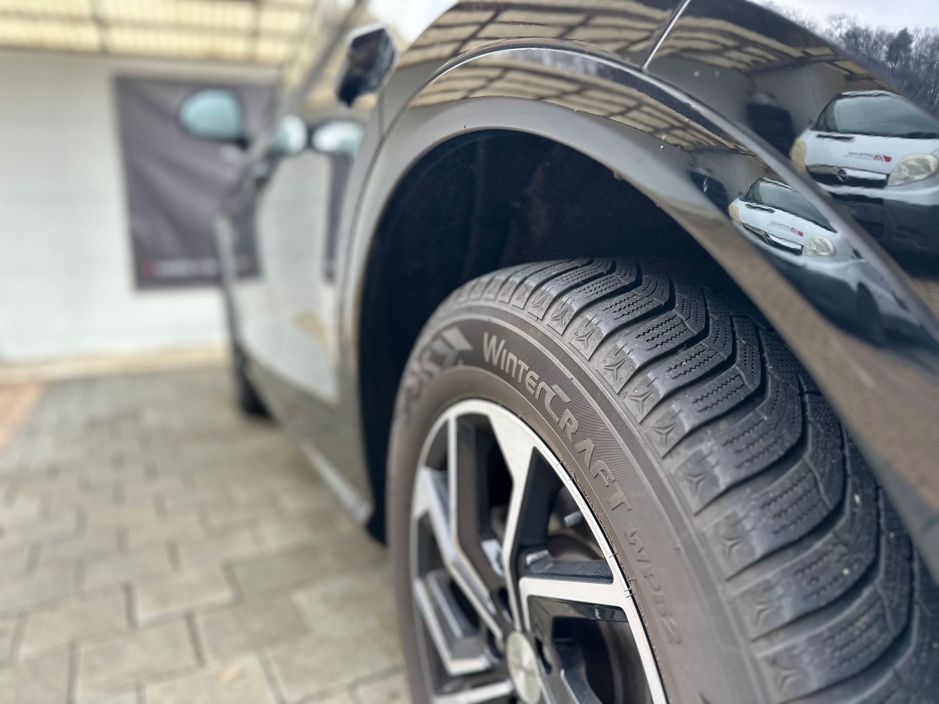 AUDI Q5 40 TDI sport quattro S-tronic-image-7