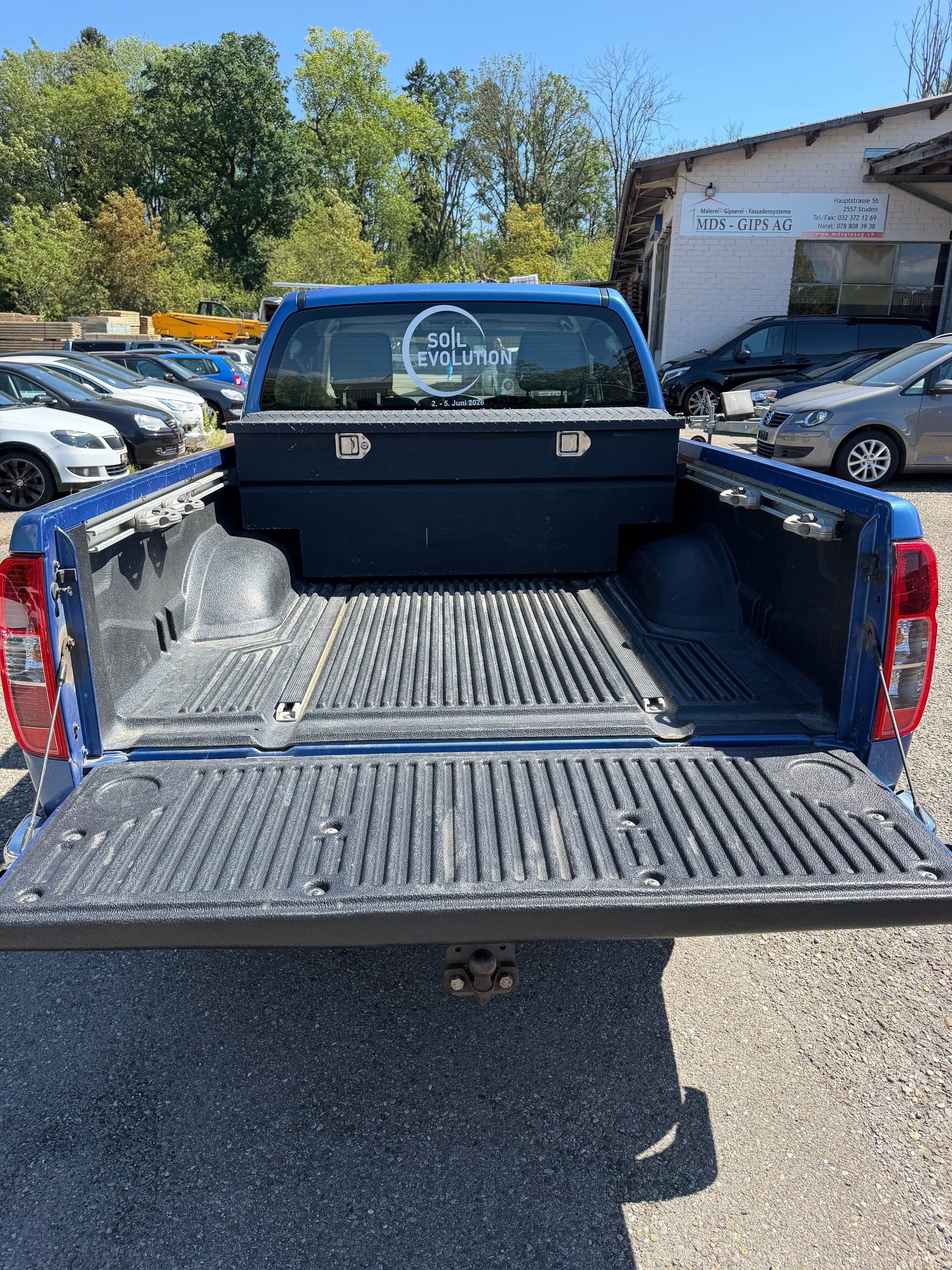 NISSAN Navara King Cab SE 2.5 dCi 4WD-image-6
