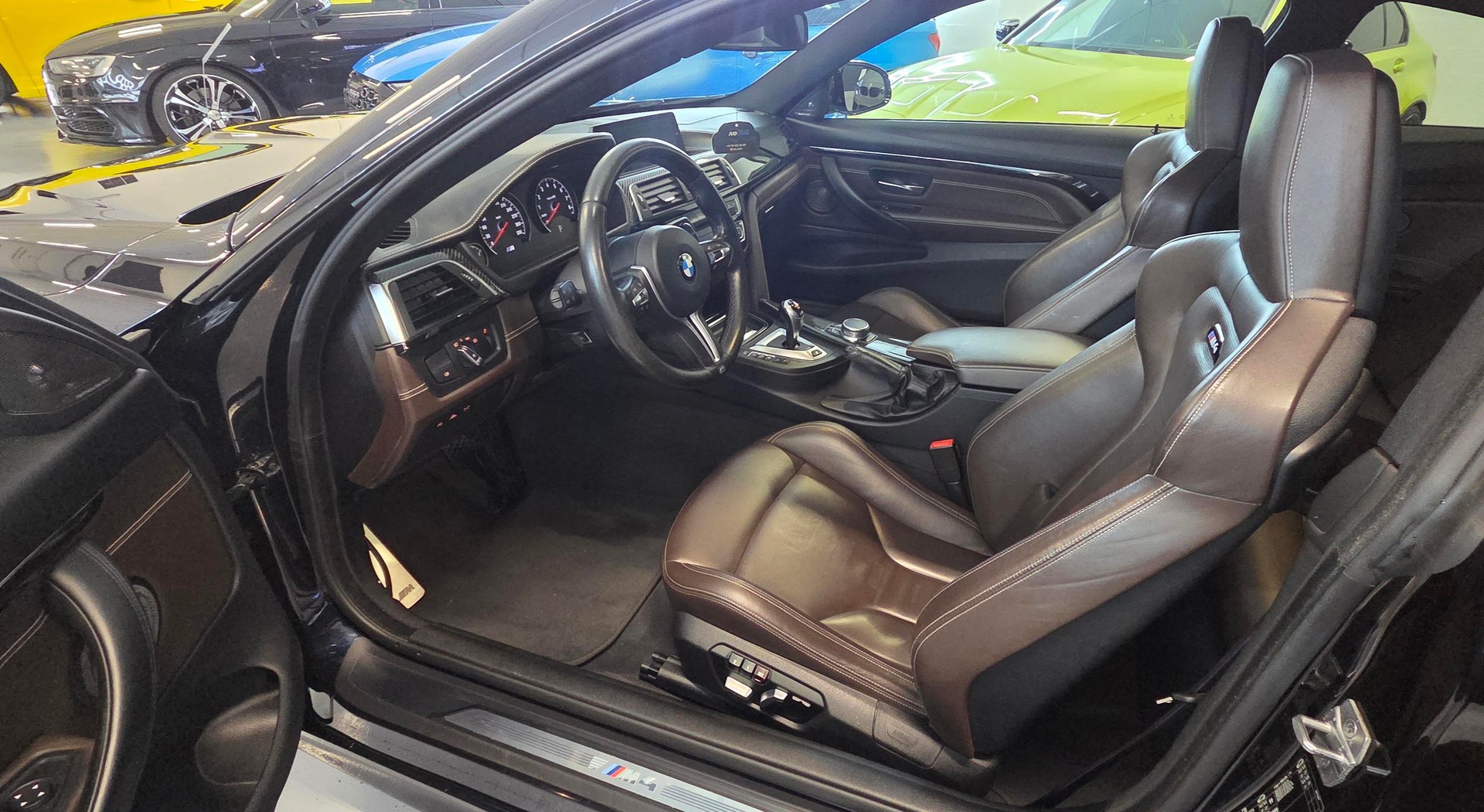 BMW M4 Coupé Competition DKG-image-6