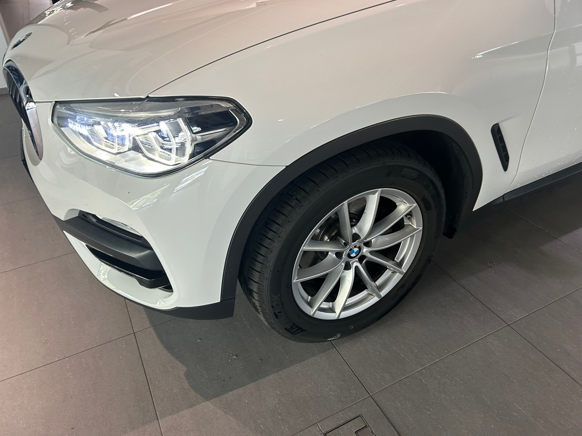 BMW X3 xDrive 20d Steptronic-image-21