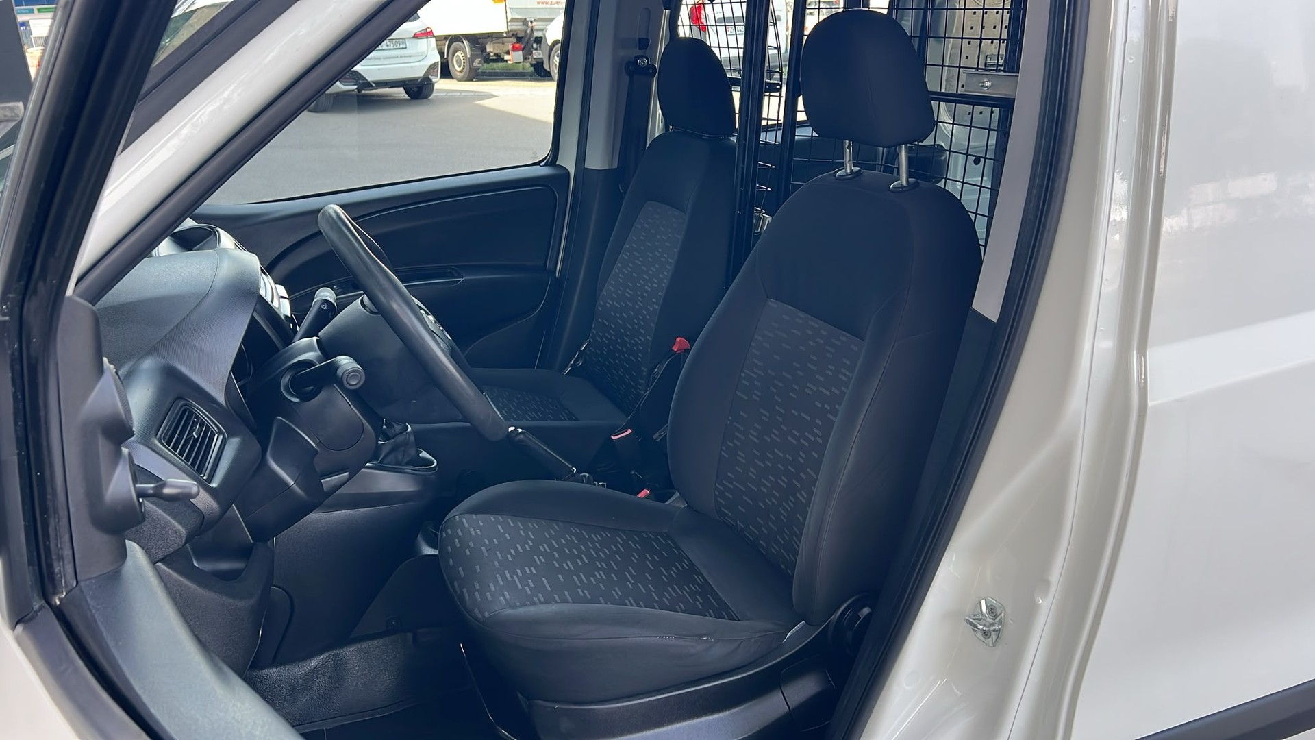 OPEL Combo 1.4 CNG Turbo ecoFLEX 2.4 L2H1-image-10