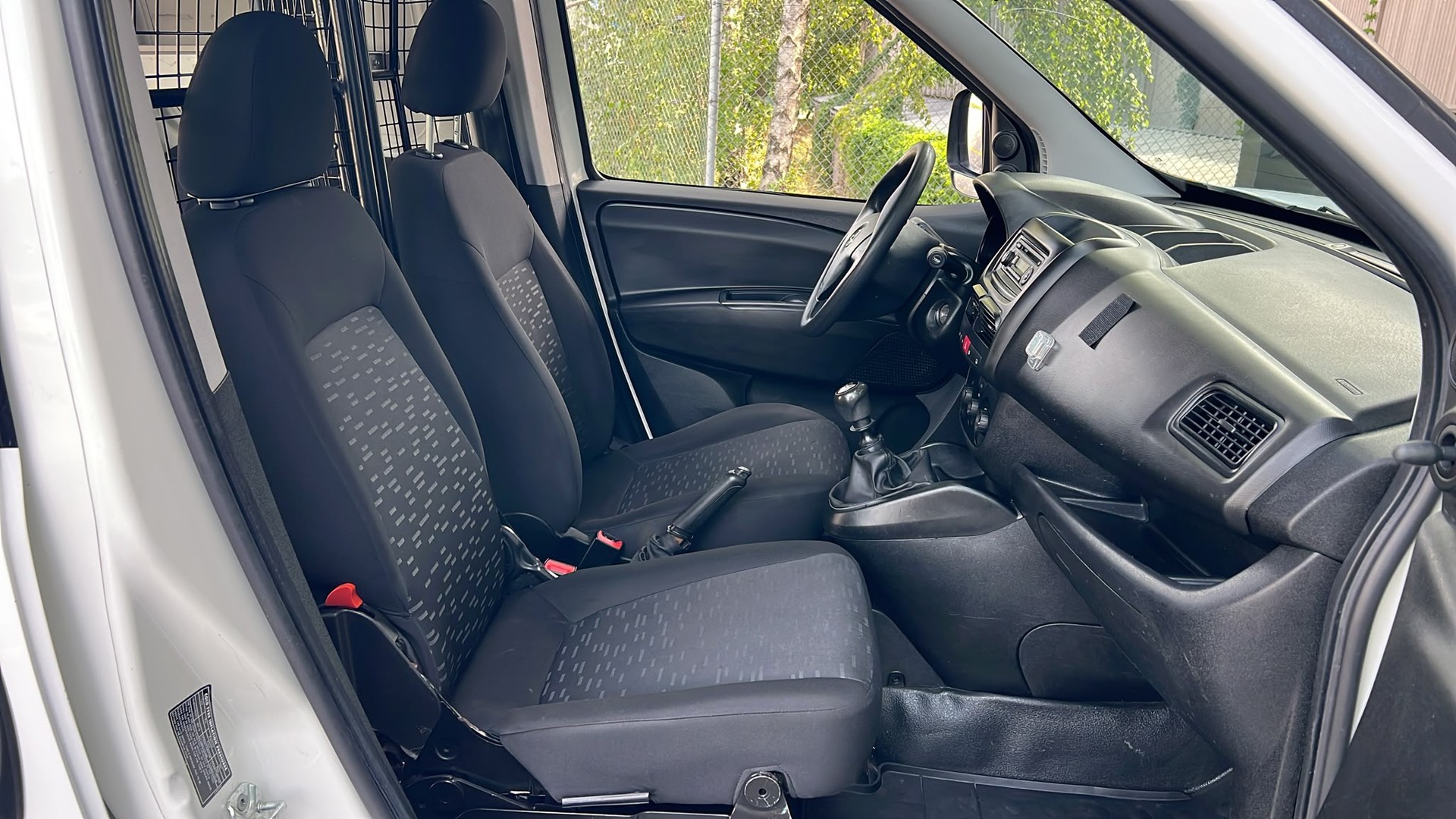 OPEL Combo 1.4 CNG Turbo ecoFLEX 2.4 L2H1-image-11