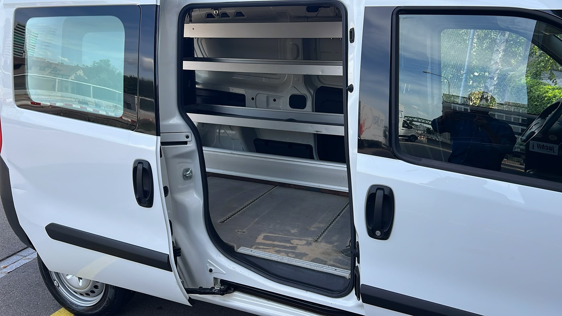 OPEL Combo 1.4 CNG Turbo ecoFLEX 2.4 L2H1-image-14
