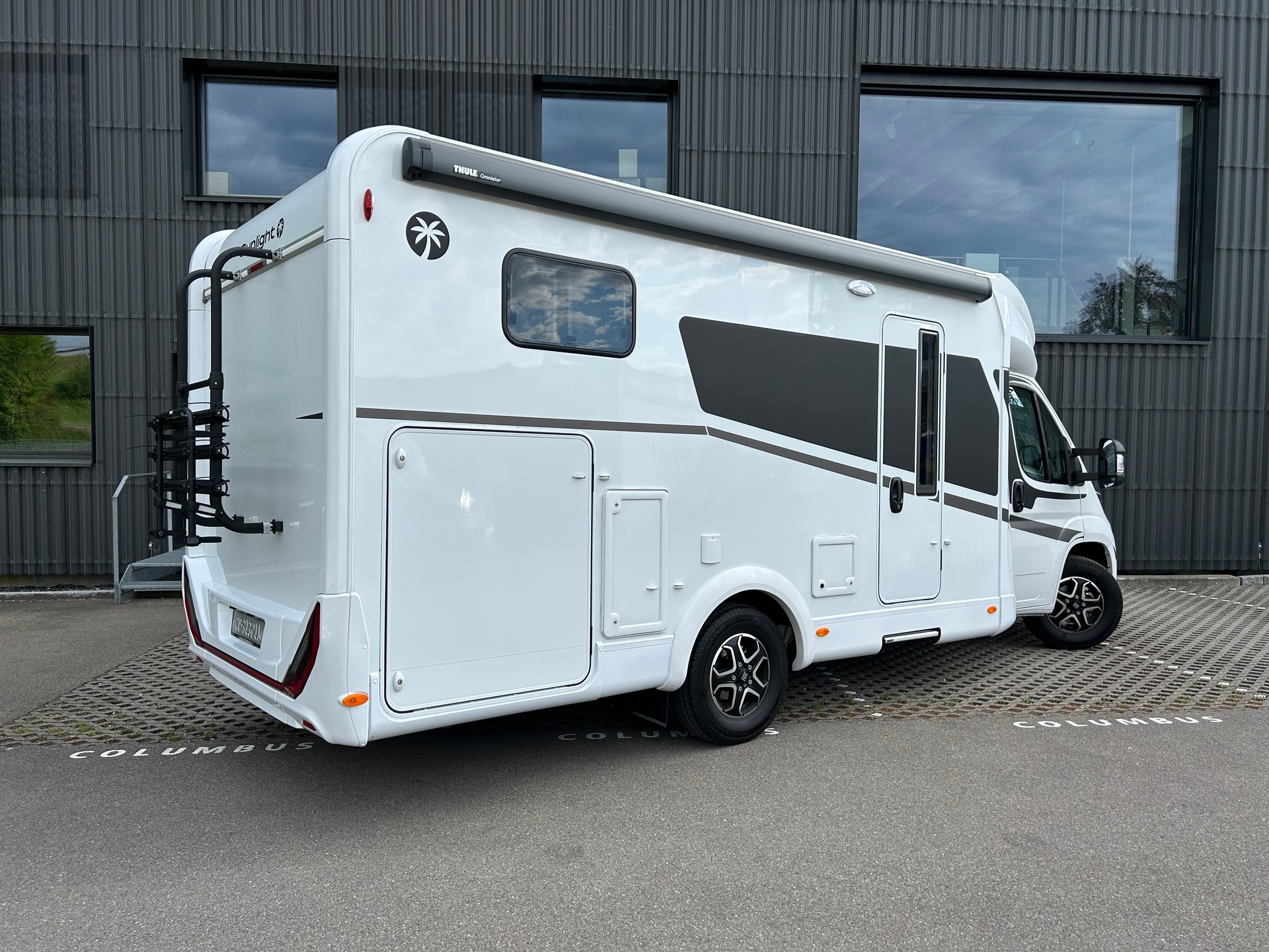 SUNLIGHT Adventure T66S-image-2
