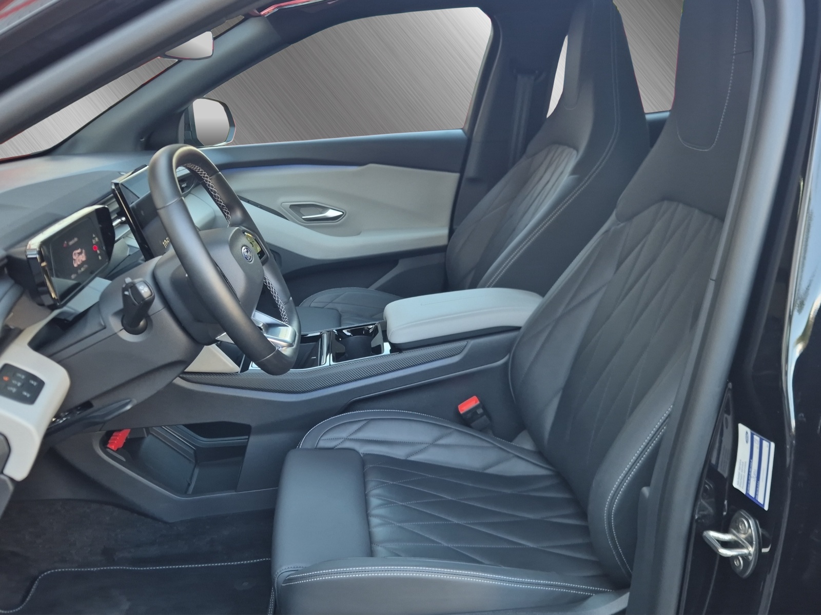 FORD Explorer Extended Range Premium 77kWh-image-8