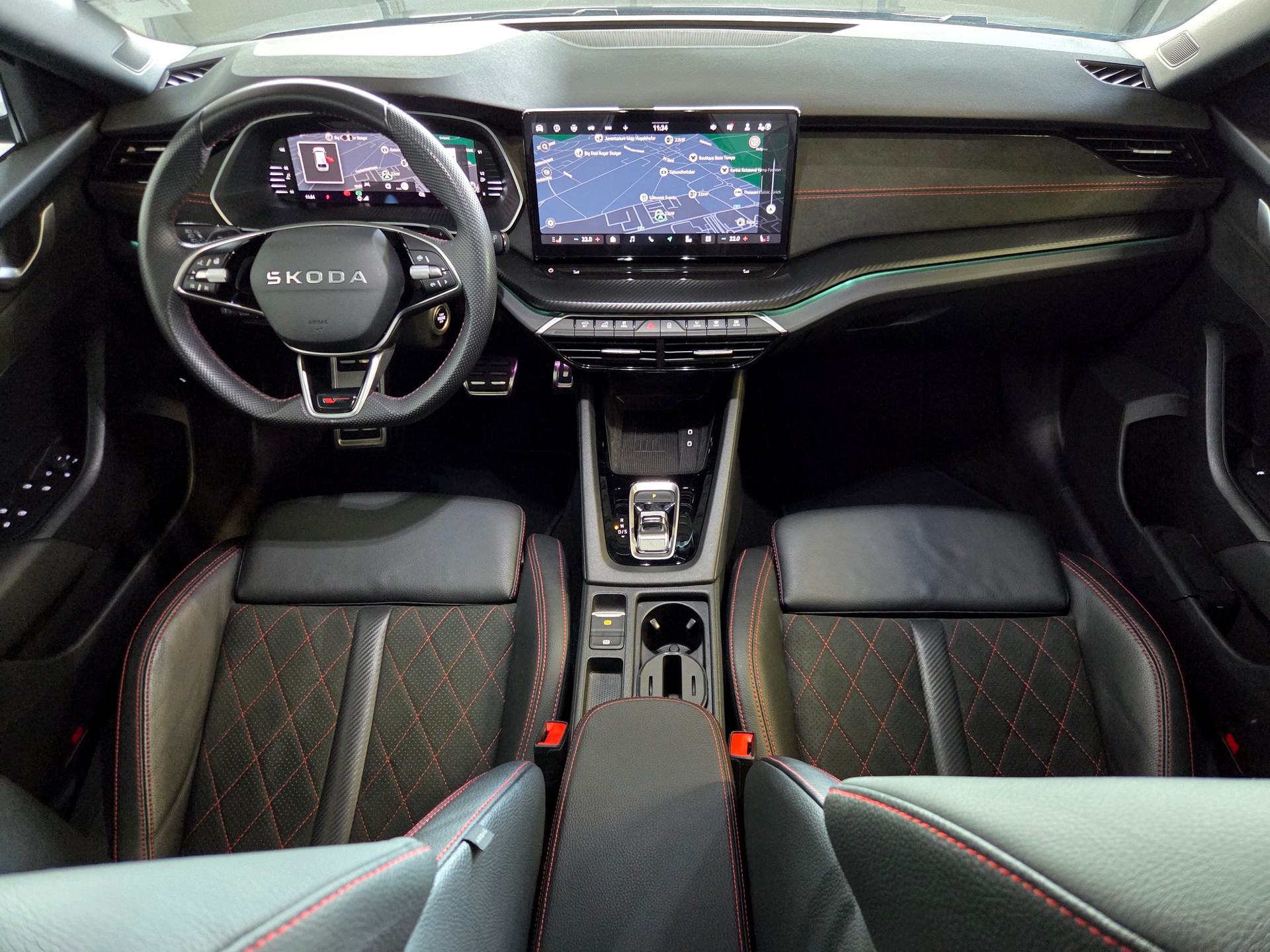 SKODA Octavia Combi 2.0 TSI RS DSG-image-5