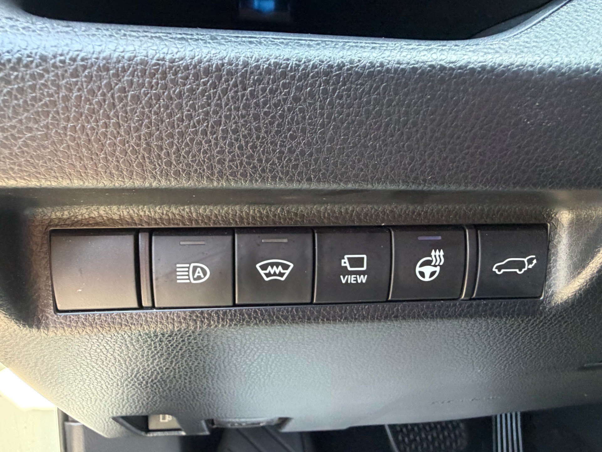 TOYOTA RAV-4 2.5 HSD Premium e-CVT 4WD-image-17