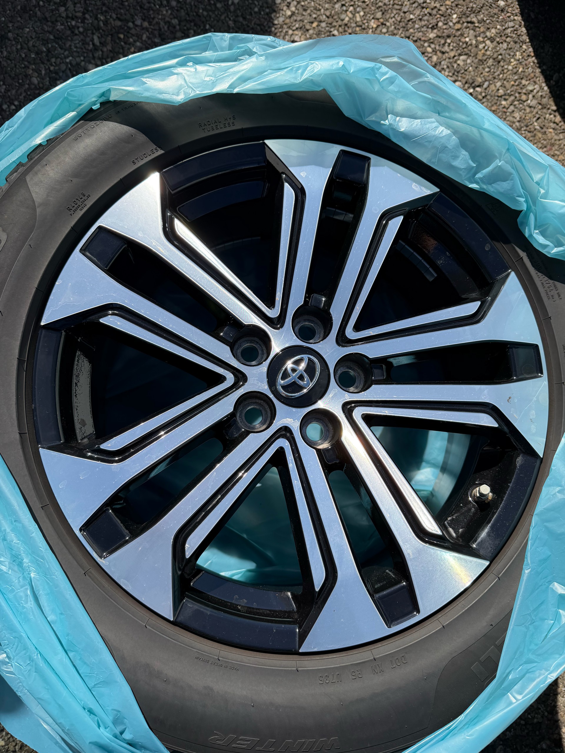 TOYOTA RAV-4 2.5 HSD Premium e-CVT 4WD-image-31