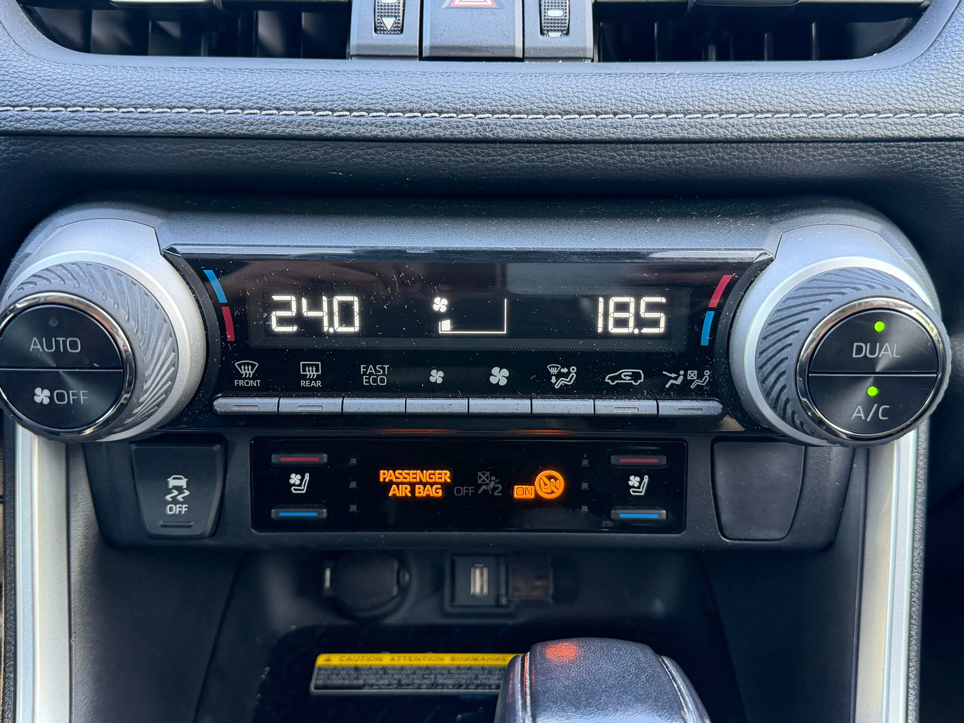 TOYOTA RAV-4 2.5 HSD Premium e-CVT 4WD-image-22