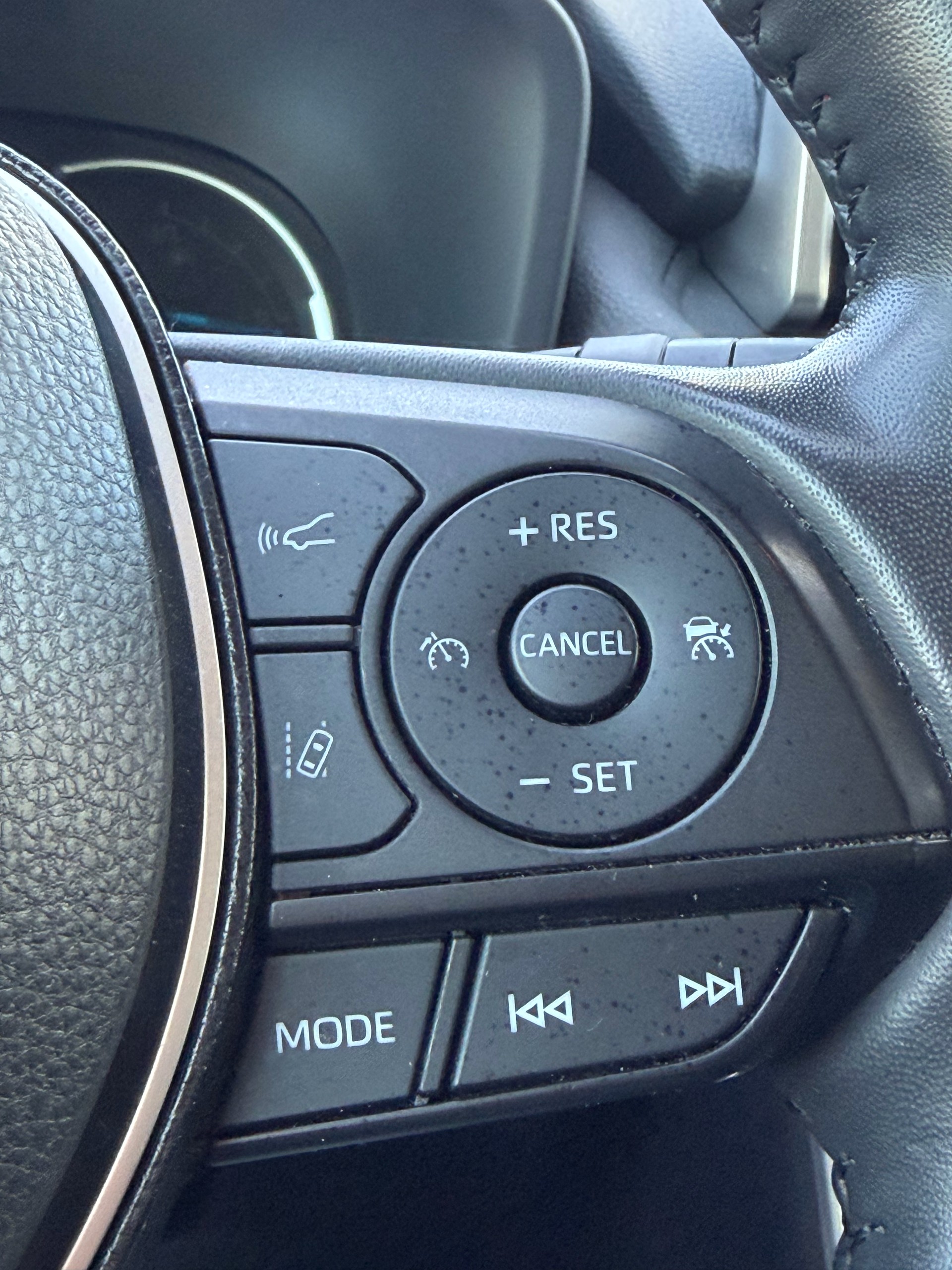 TOYOTA RAV-4 2.5 HSD Premium e-CVT 4WD-image-18