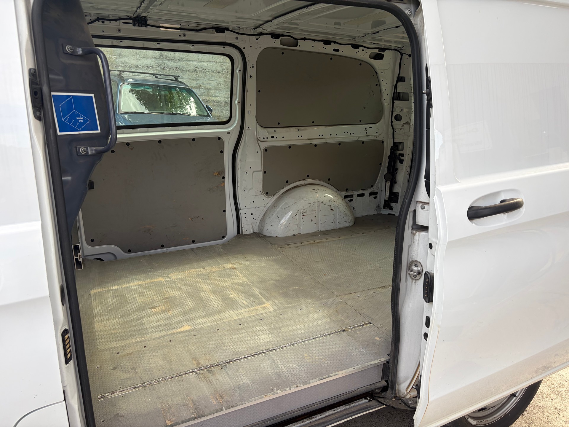 MERCEDES-BENZ Vito 116 CDI Lang 4Matic 7G-Tronic-image-13