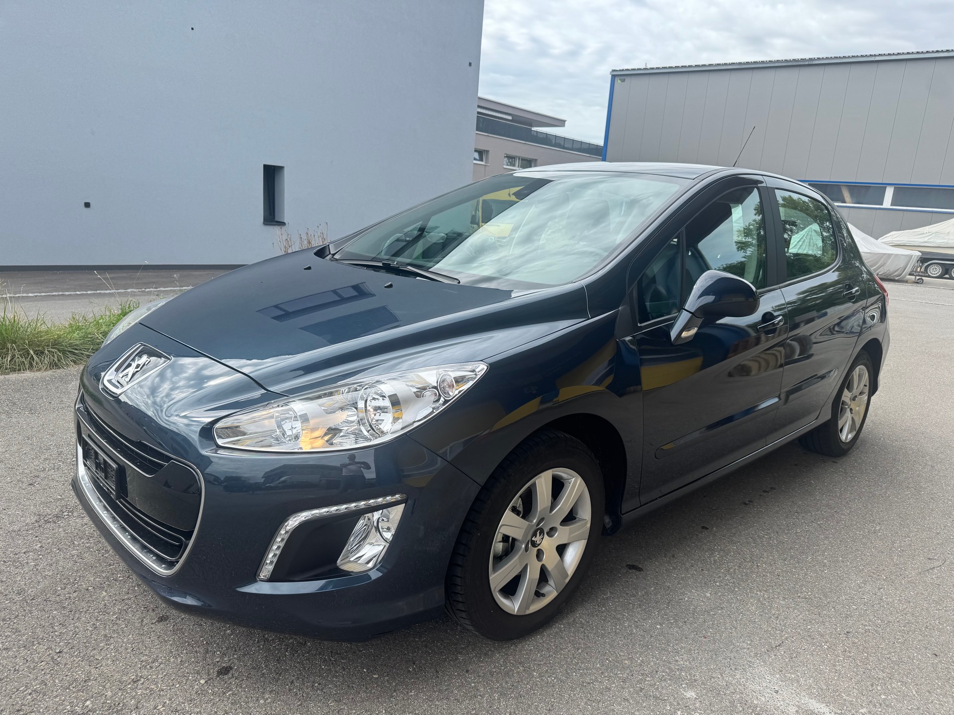 PEUGEOT 308 1.6 16V VTI Active-image-0