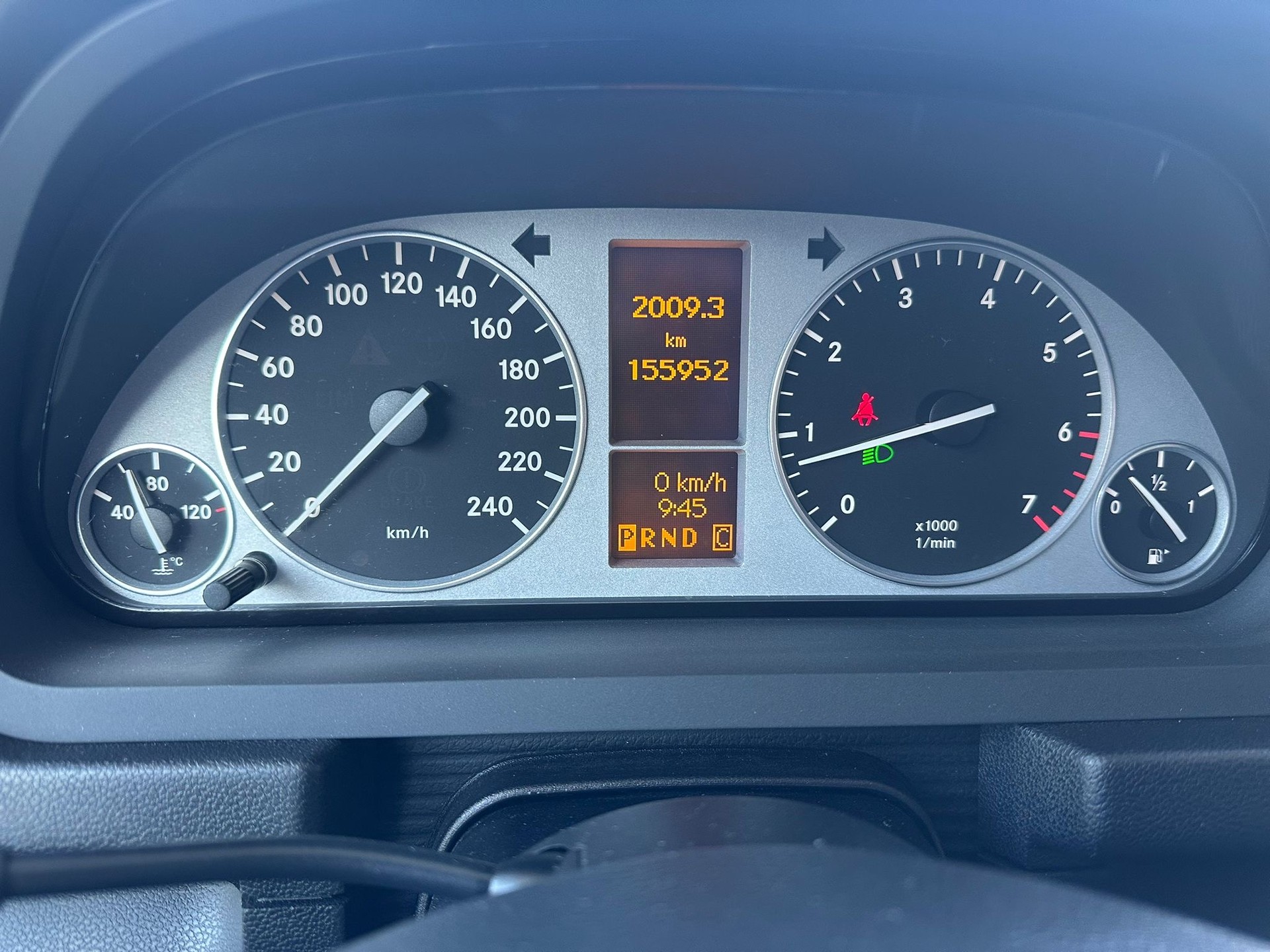 MERCEDES-BENZ A 200 Elégance Autotronic-image-6
