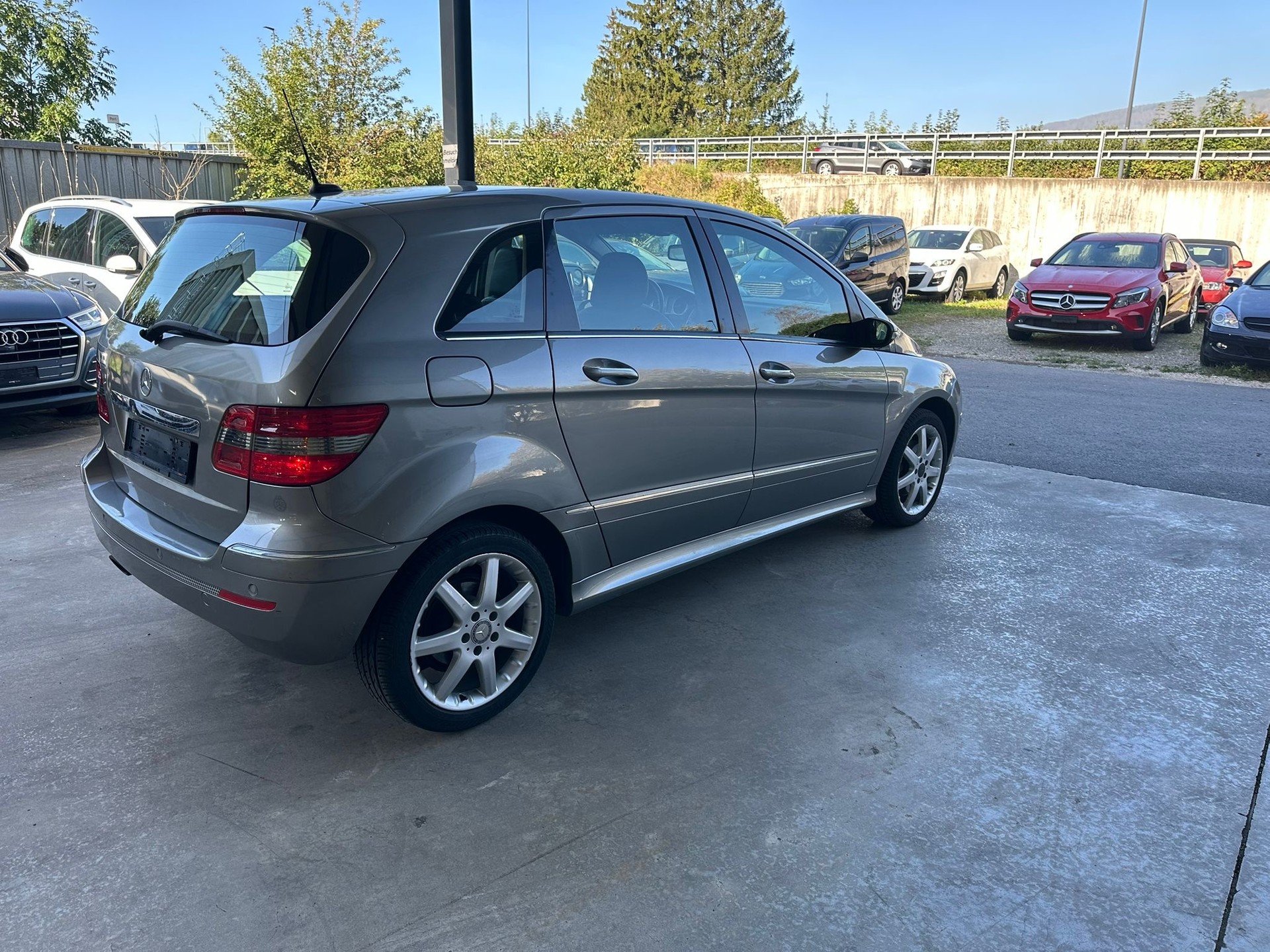 MERCEDES-BENZ A 200 Elégance Autotronic-image-3