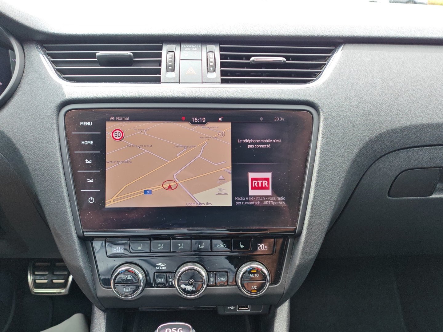 SKODA Octavia Combi 2.0 TDI RS 4x4 DSG – 184 ch – LED, 2 jeux de roues [Expertisé + Garantie 12 mois]-image-16