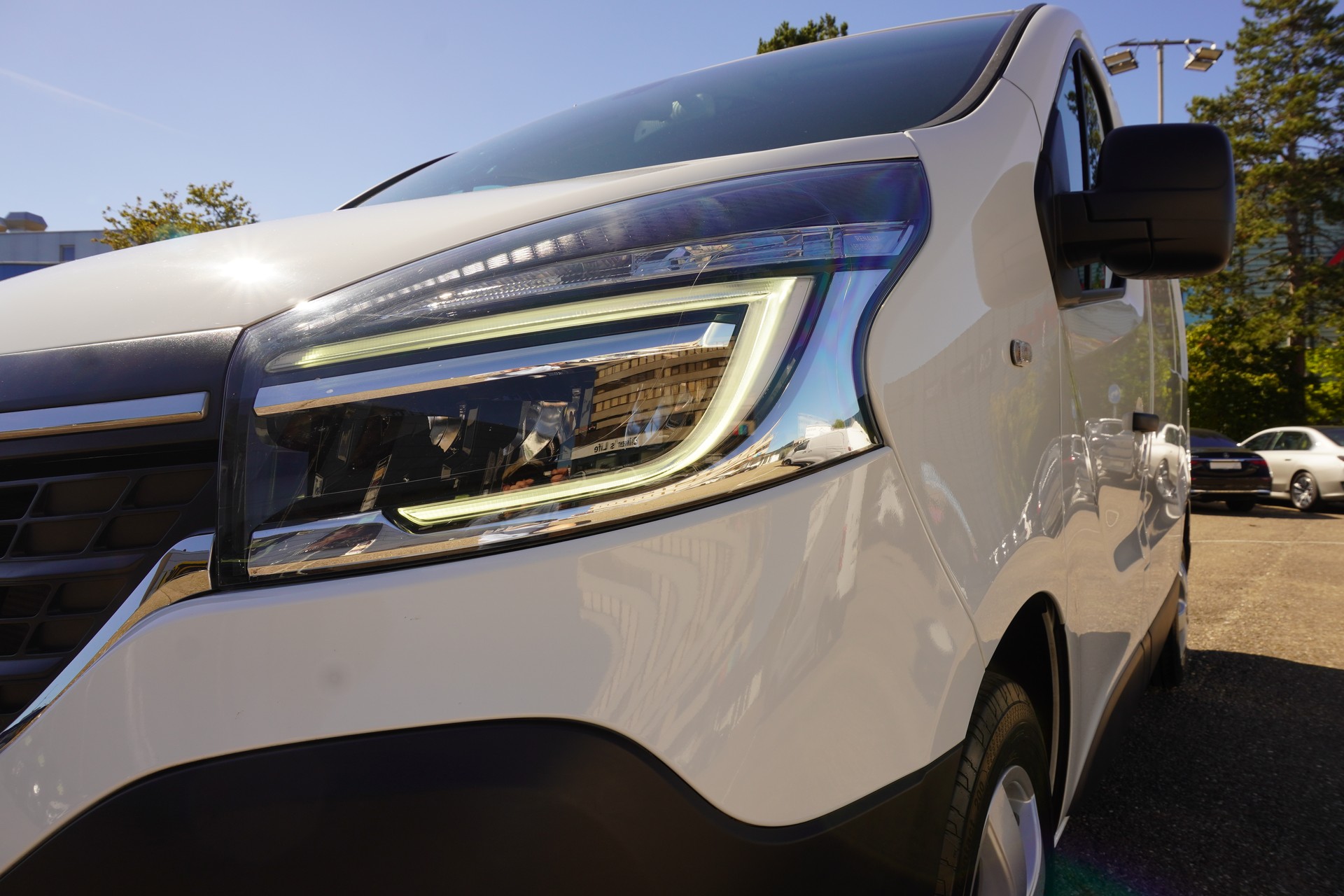 RENAULT Trafic 2.0 Energy dCi 120 3.0t Business L1H1-image-10