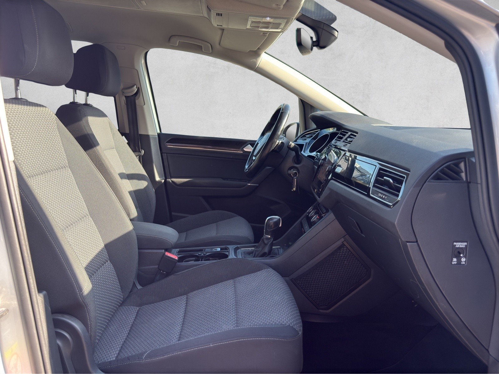 VW Touran 1.6 TDI BlueMotion Technology Comfortline DSG-image-14
