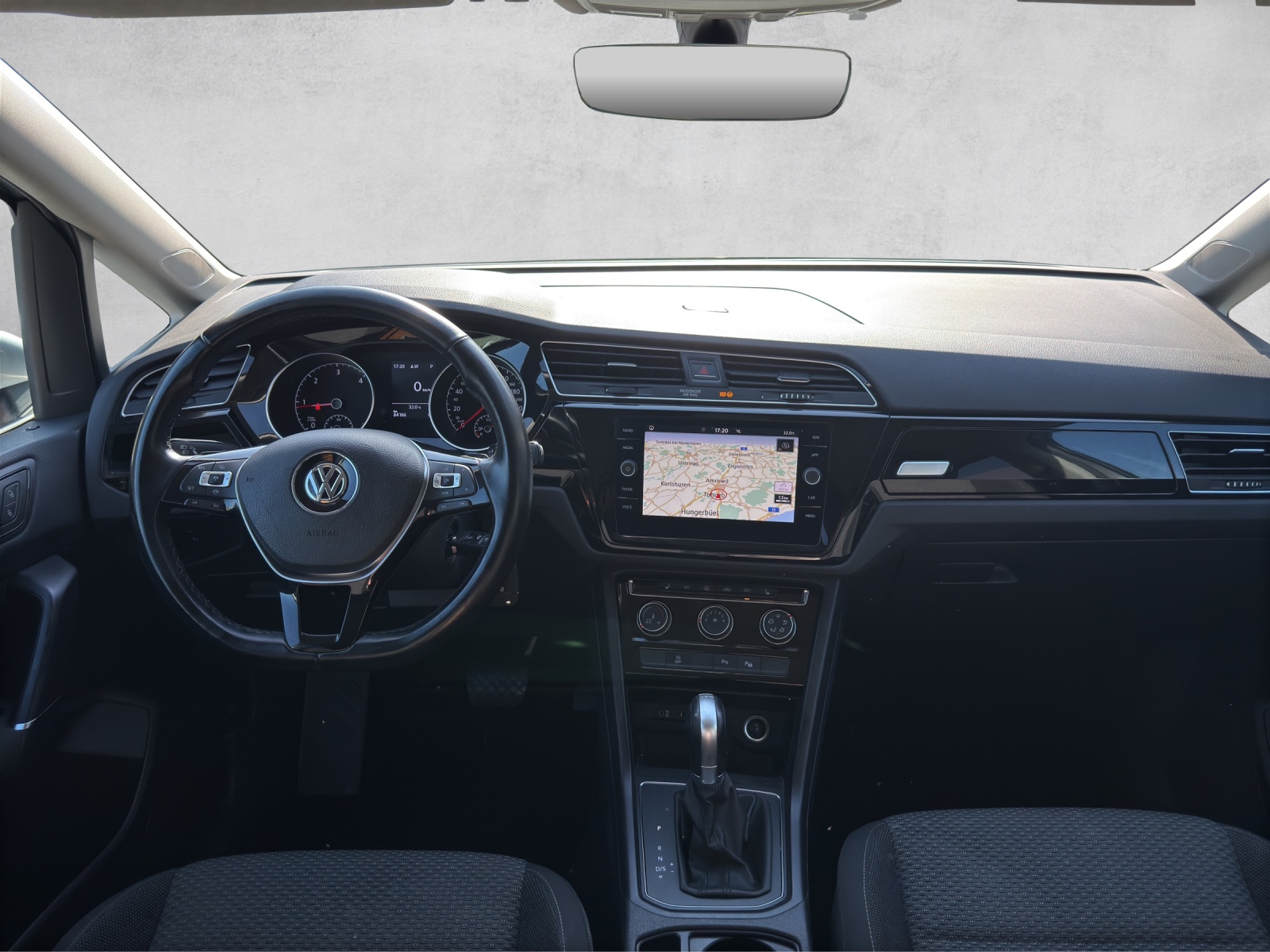 VW Touran 1.6 TDI BlueMotion Technology Comfortline DSG-image-9