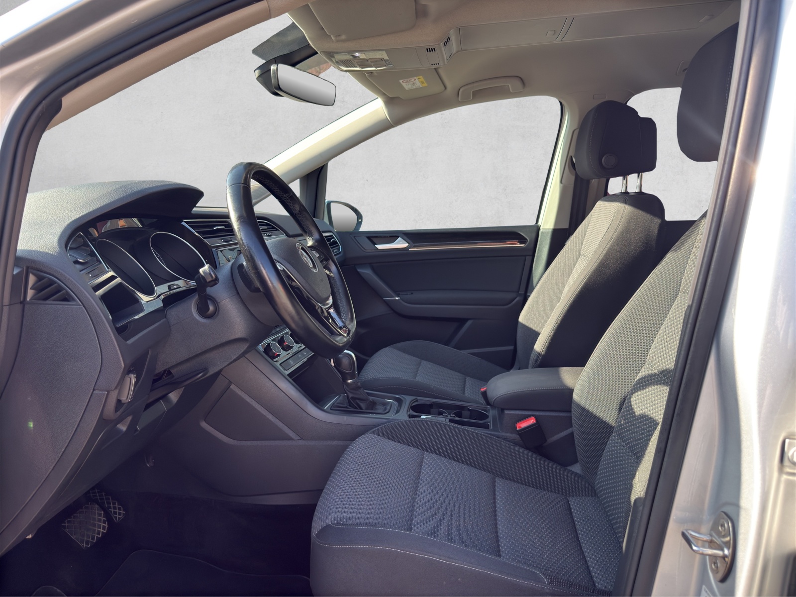 VW Touran 1.6 TDI BlueMotion Technology Comfortline DSG-image-8