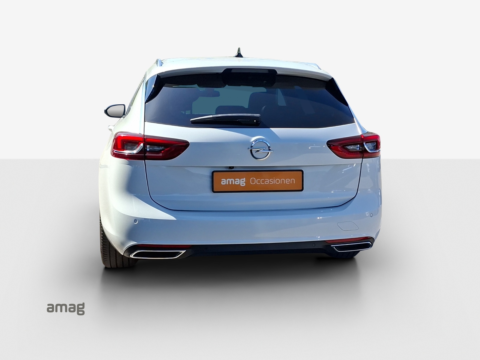OPEL Insignia 2.0 CDTI Sports Tourer Business Automatic-image-3
