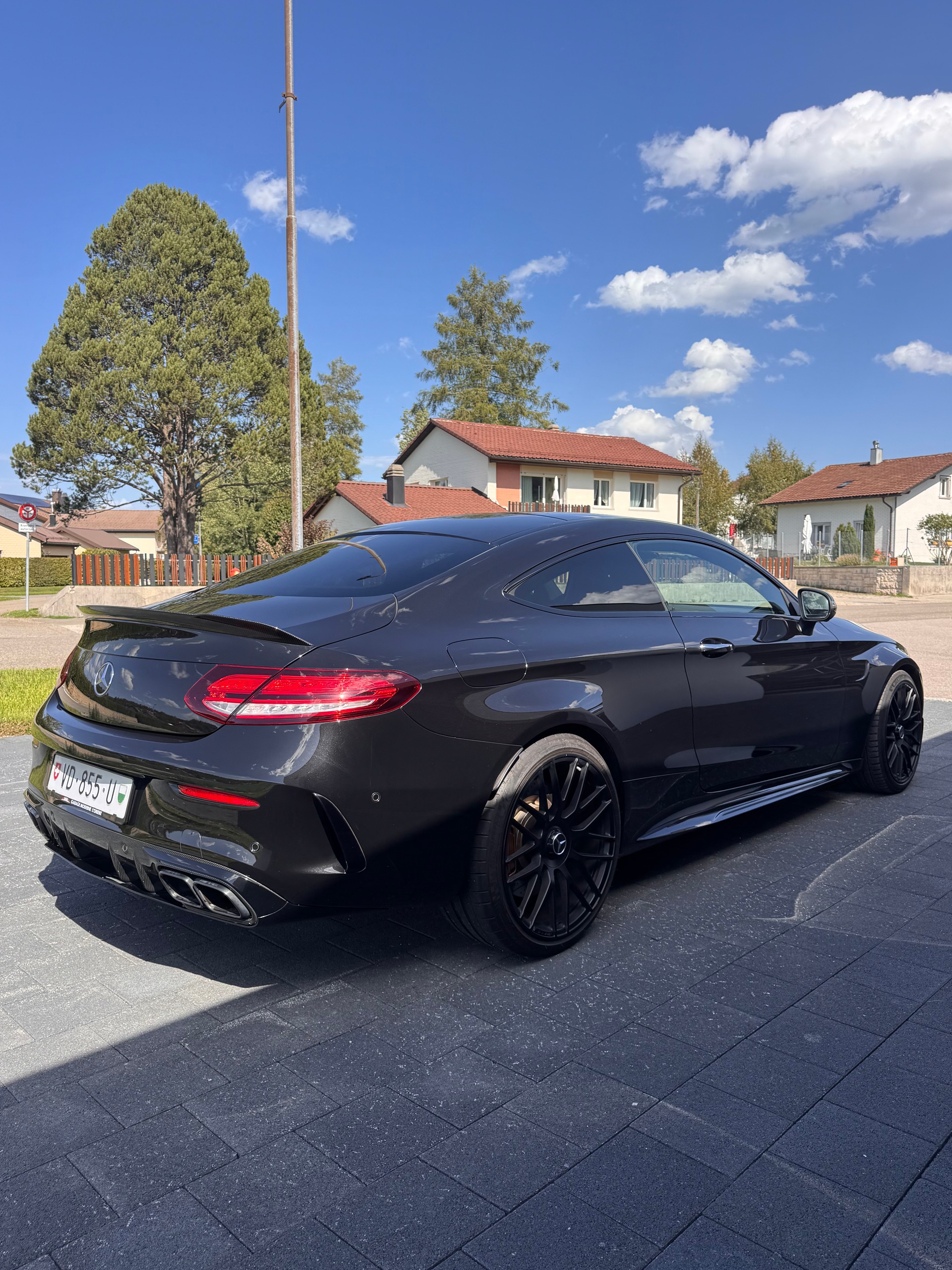 MERCEDES-BENZ C 63 S AMG 9G-tronic-image-4
