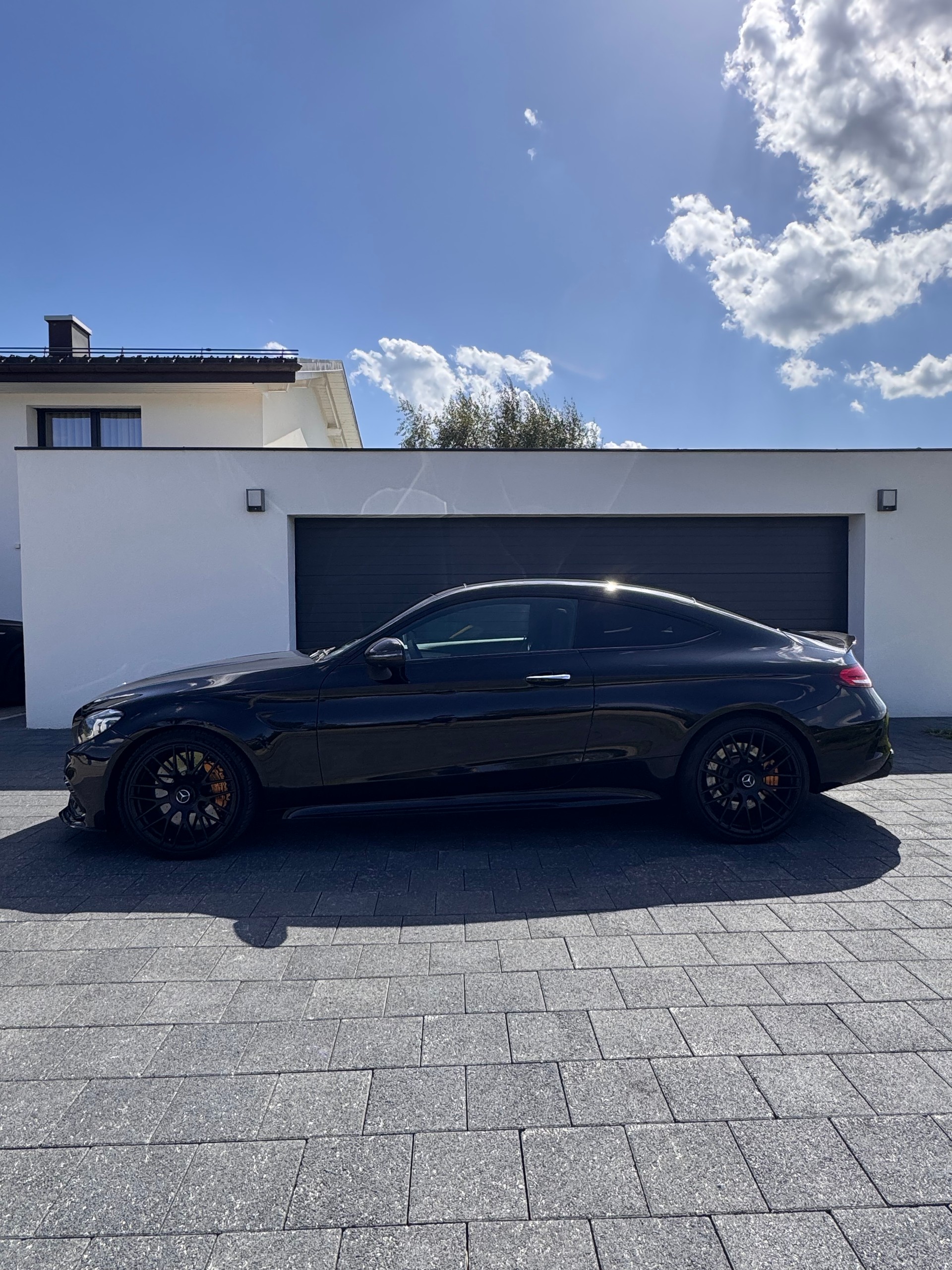 MERCEDES-BENZ C 63 S AMG 9G-tronic-image-6
