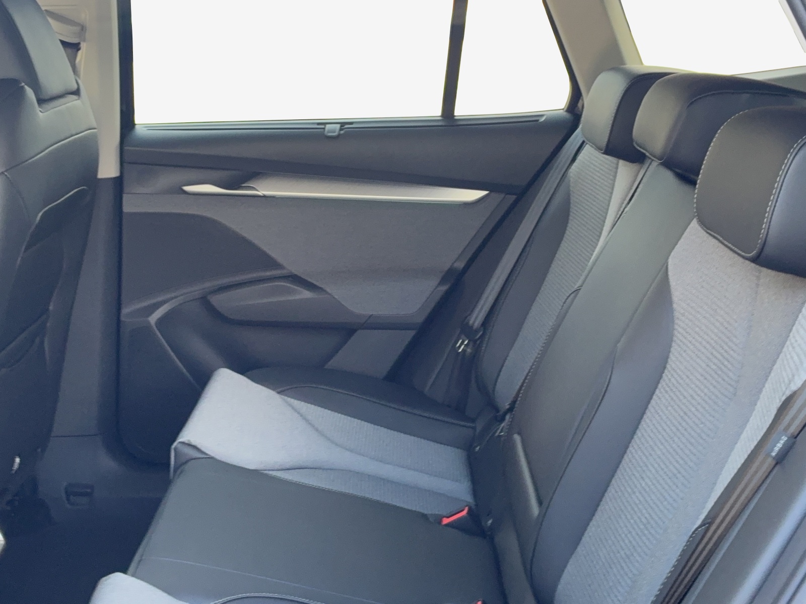 SKODA Enyaq 85x Dynamic 4x4-image-11