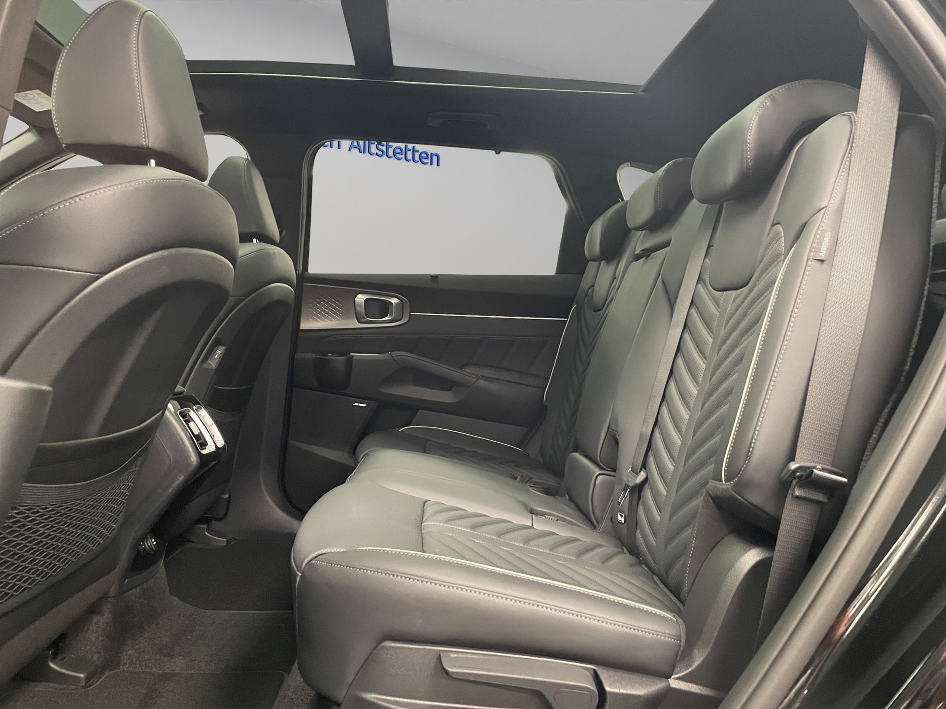 KIA Sorento 1.6 T-GDi Hybrid Style 7P-image-7