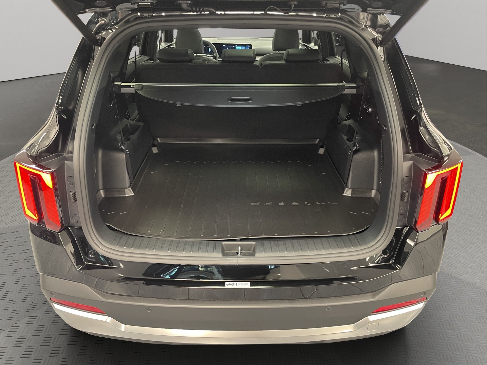 KIA Sorento 1.6 T-GDi Hybrid Style 7P-image-14