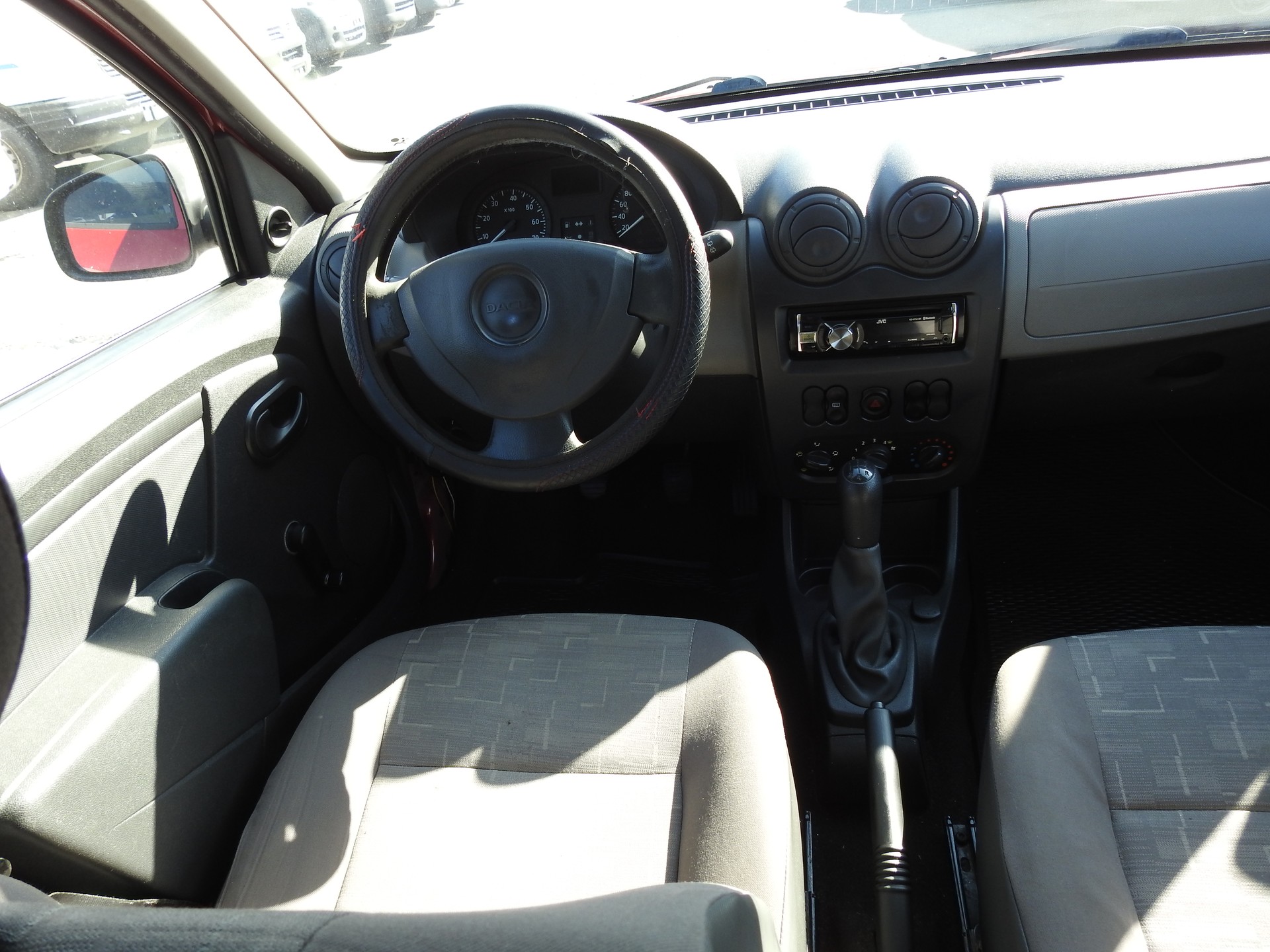 DACIA Sandero 1.2 Ambiance-image-18