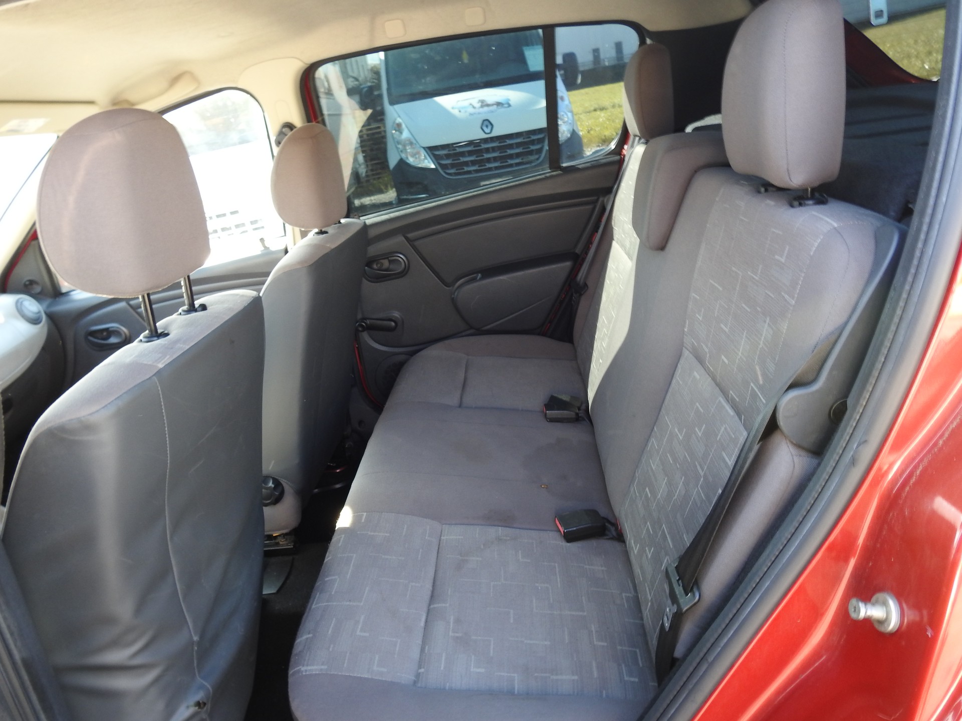 DACIA Sandero 1.2 Ambiance-image-13