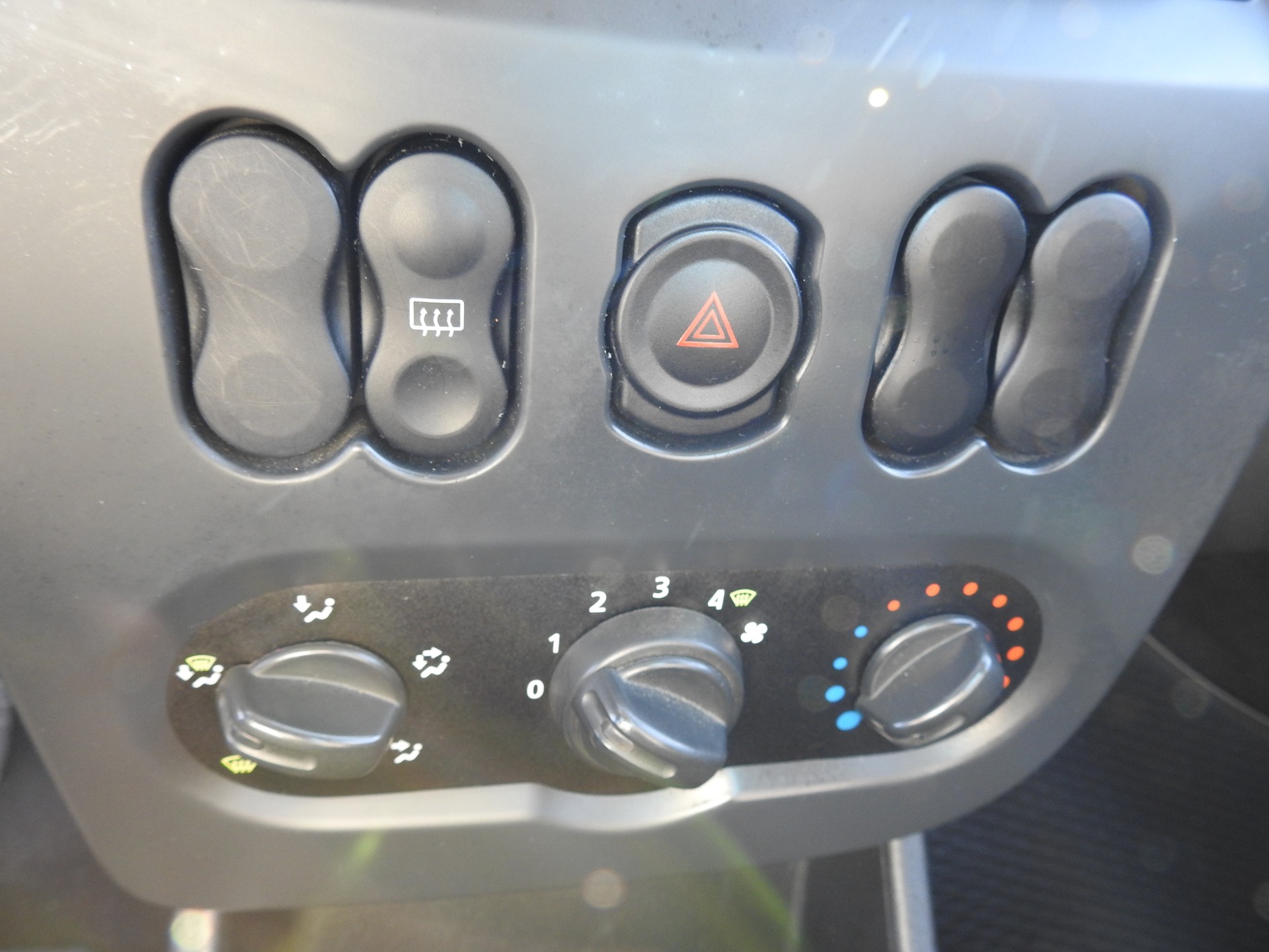 DACIA Sandero 1.2 Ambiance-image-20