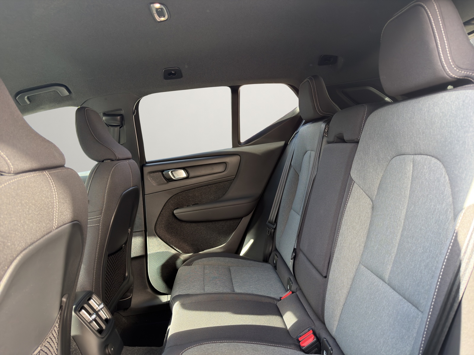 VOLVO XC40 1.5 T4 PiH Core-image-13