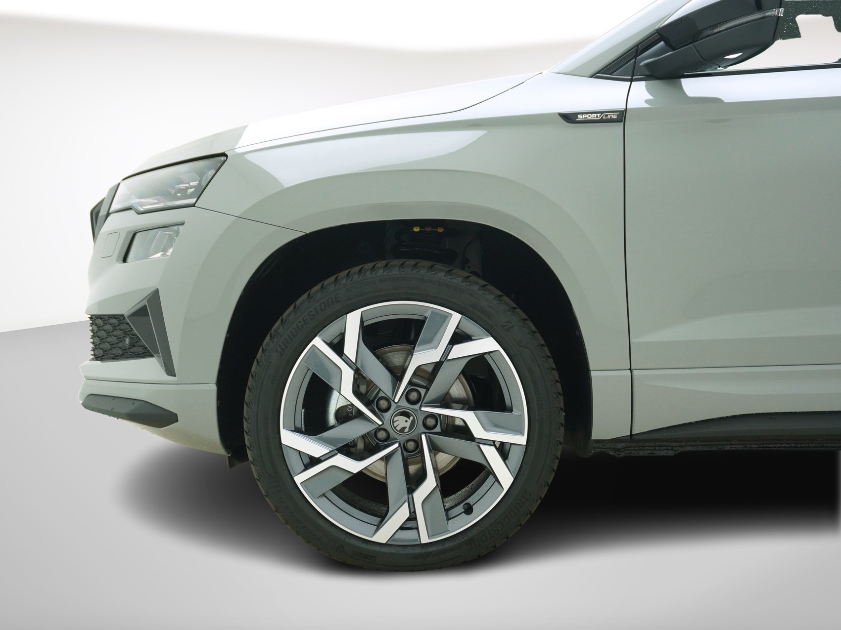 SKODA Karoq 2.0 TSI SportLine DSG 4x4-image-9