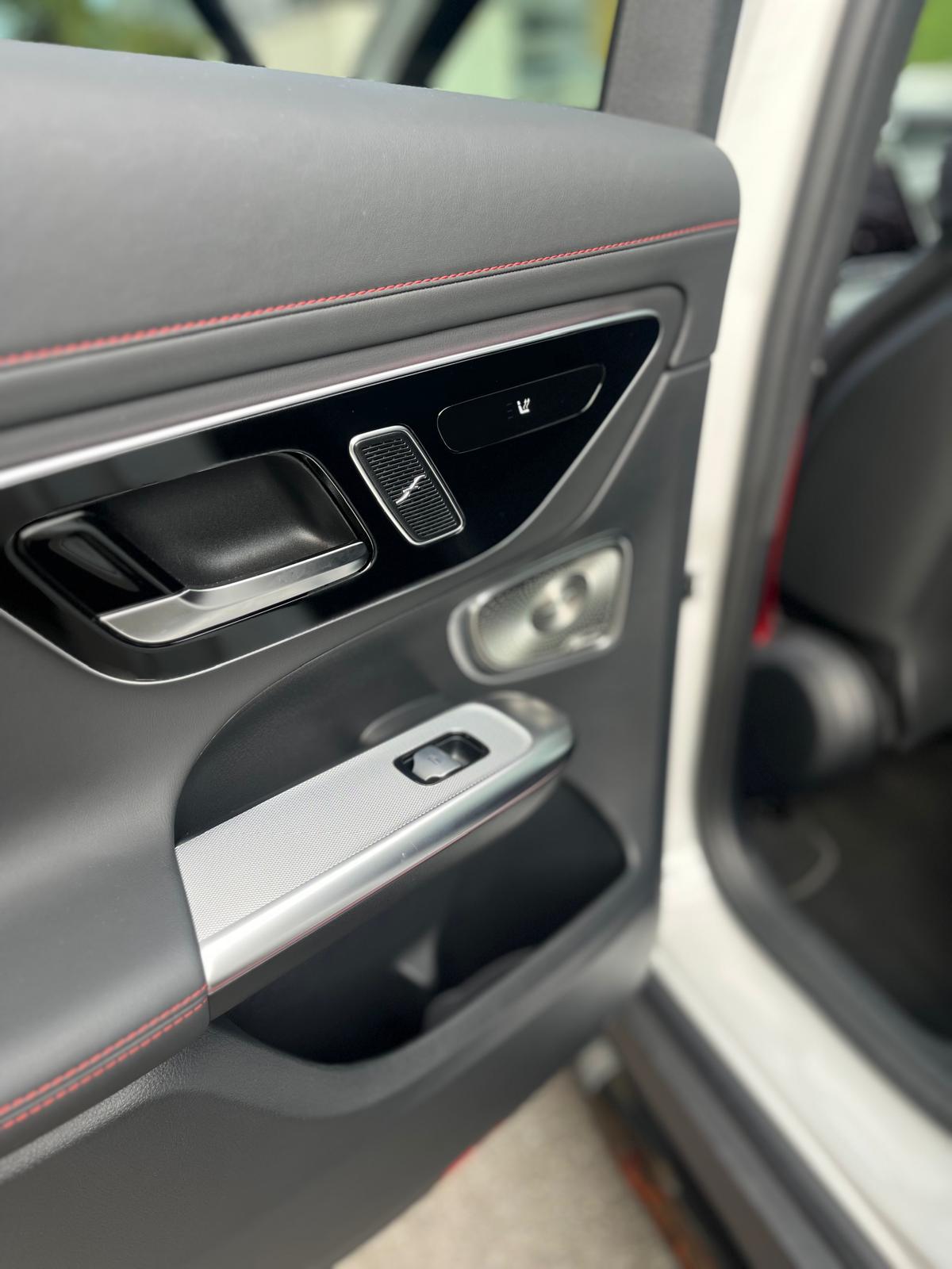 MERCEDES-BENZ GLC 43 AMG Executive Edition 4Matic 9G-Tronic-image-16