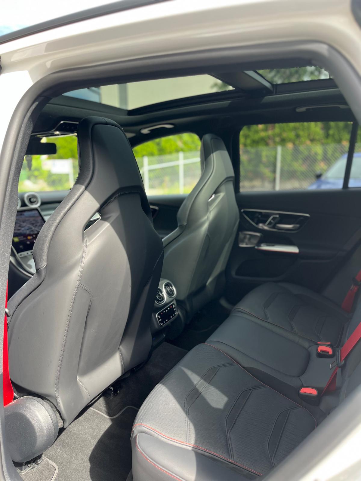MERCEDES-BENZ GLC 43 AMG Executive Edition 4Matic 9G-Tronic-image-11