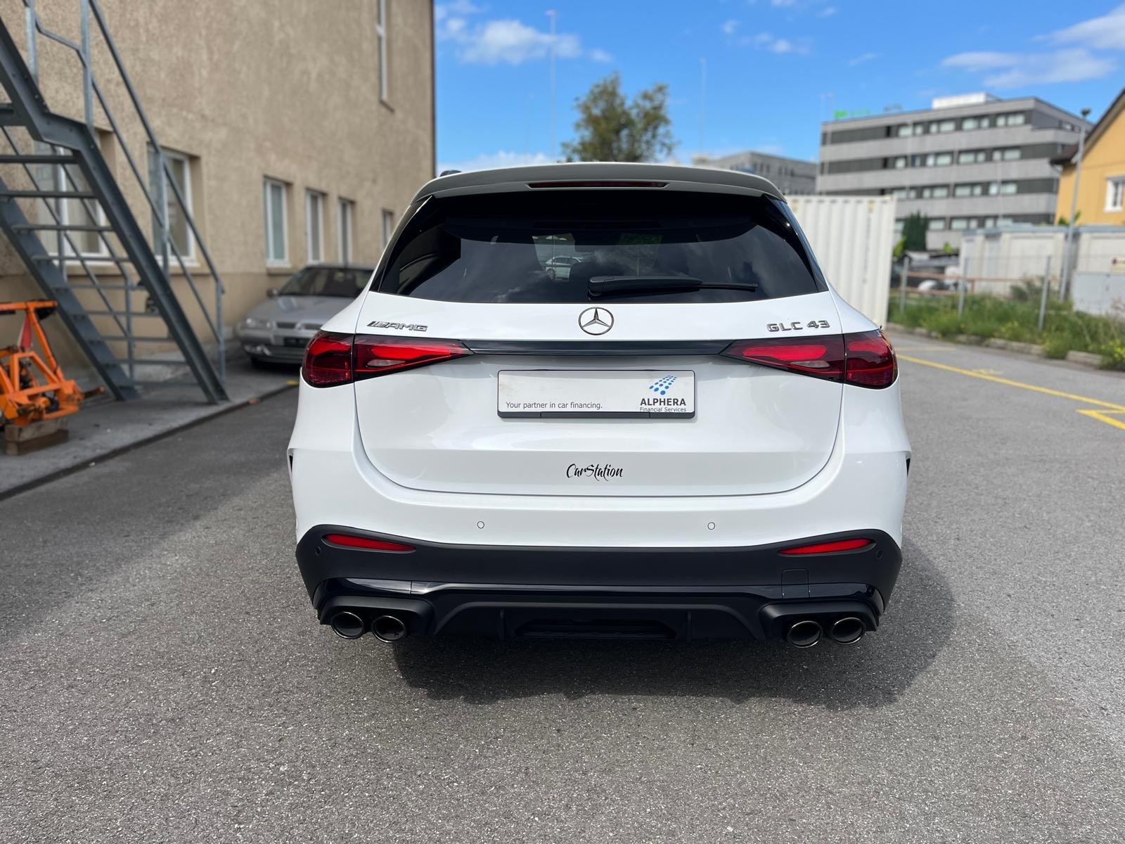 MERCEDES-BENZ GLC 43 AMG Executive Edition 4Matic 9G-Tronic-image-3