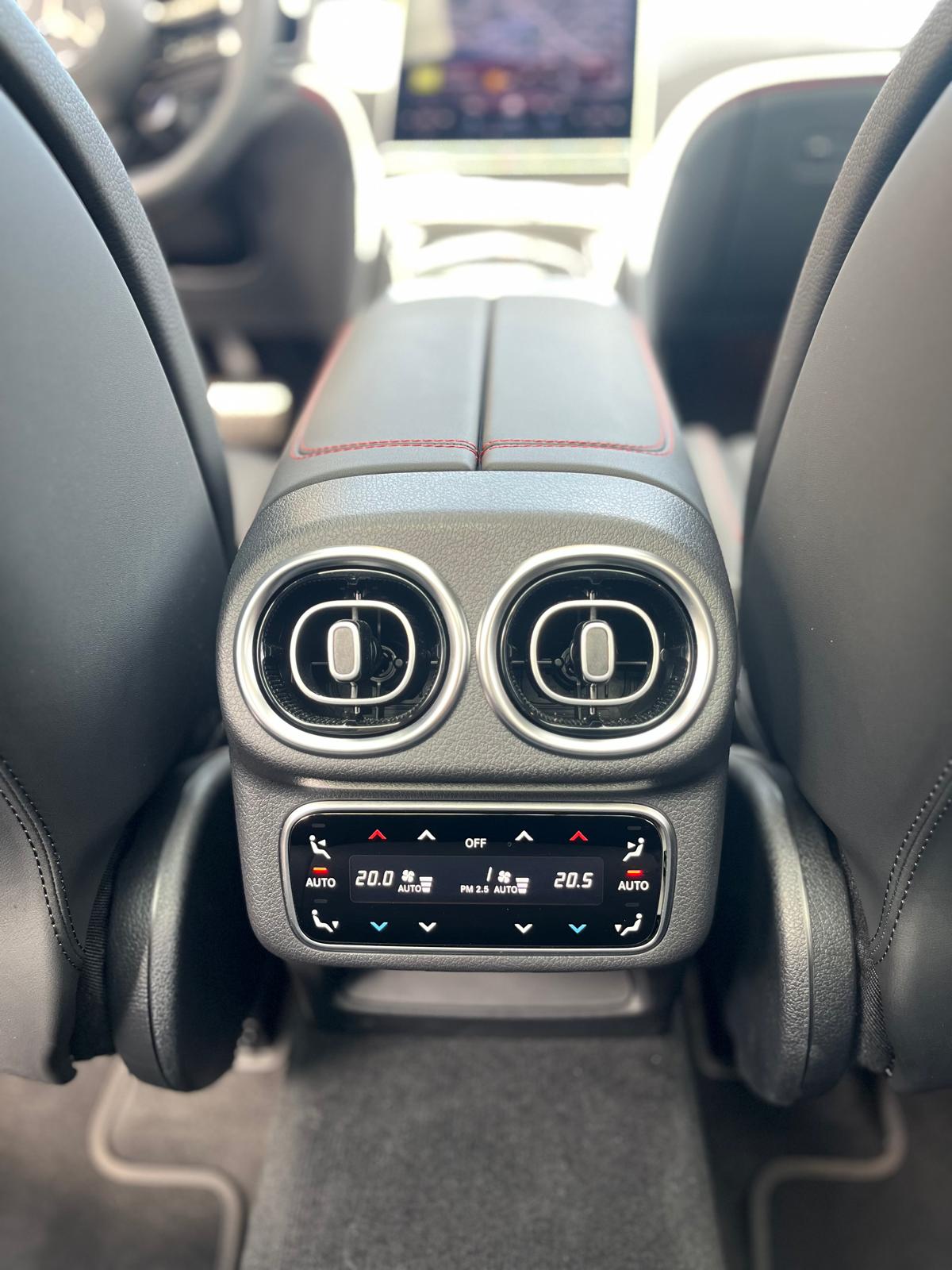 MERCEDES-BENZ GLC 43 AMG Executive Edition 4Matic 9G-Tronic-image-18
