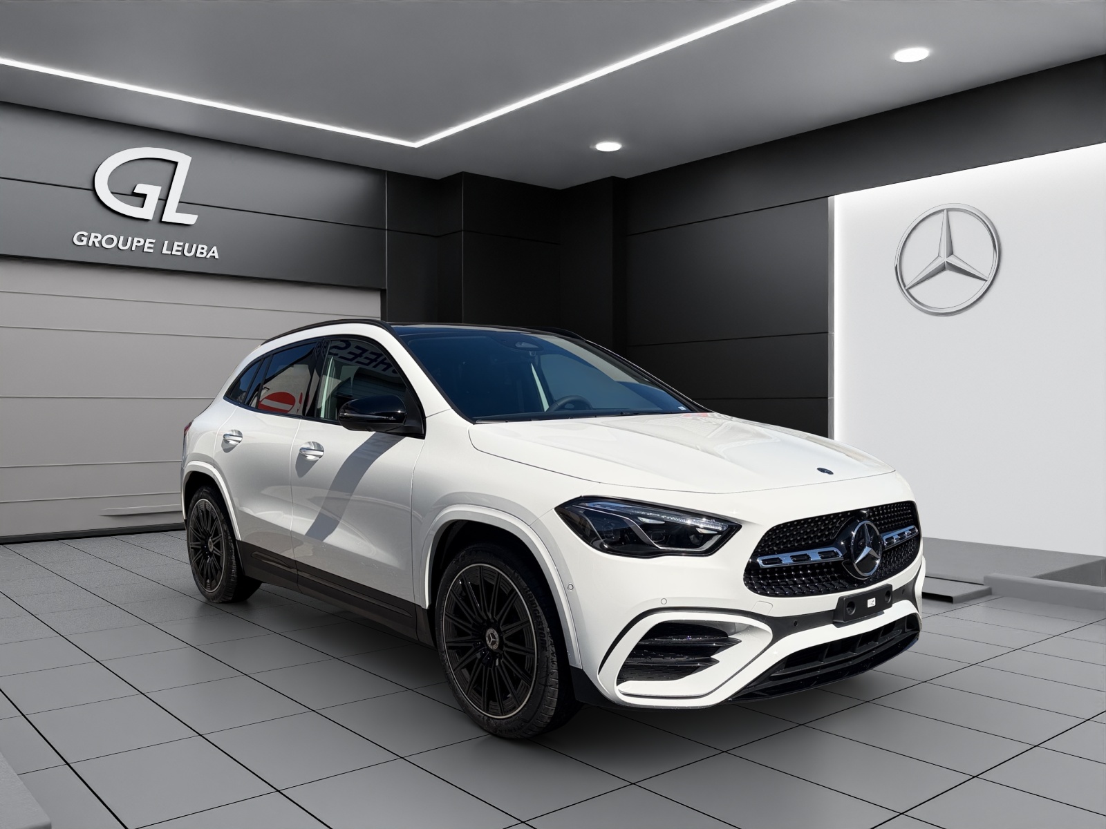 MERCEDES-BENZ GLA 200 Night Star 7G-DCT-image-0