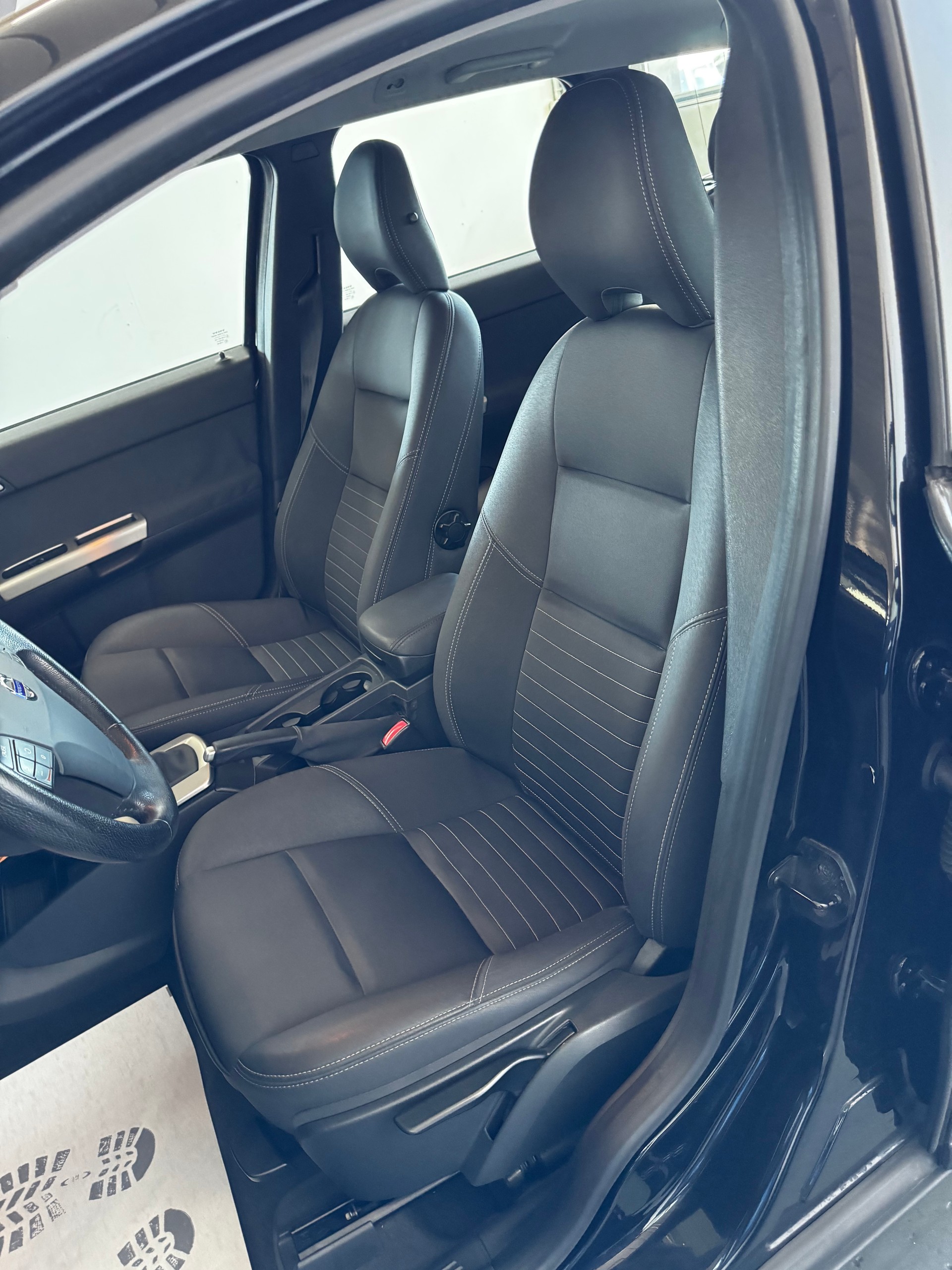 VOLVO V50 2.0D Momentum-image-14