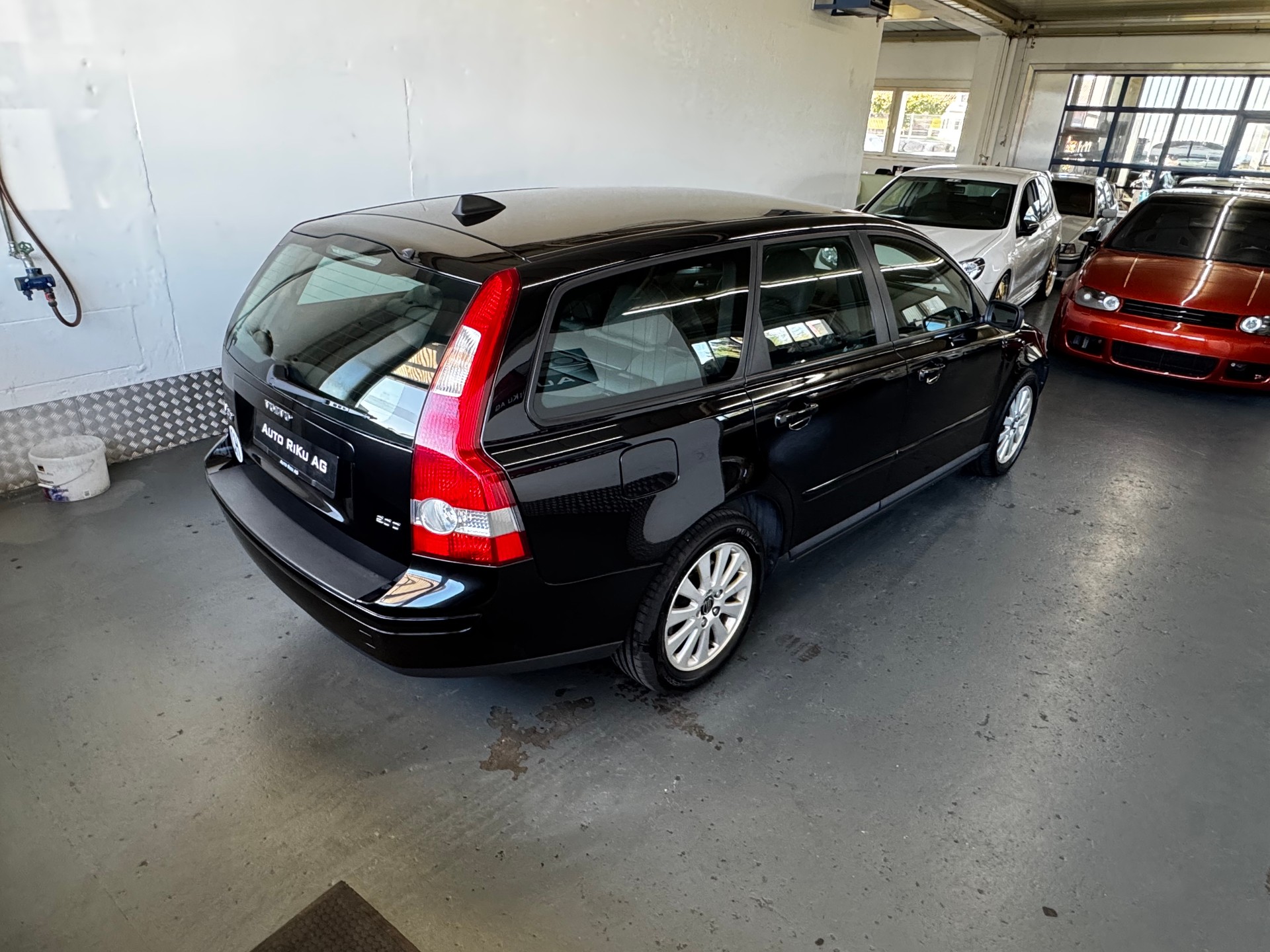 VOLVO V50 2.0D Momentum-image-8
