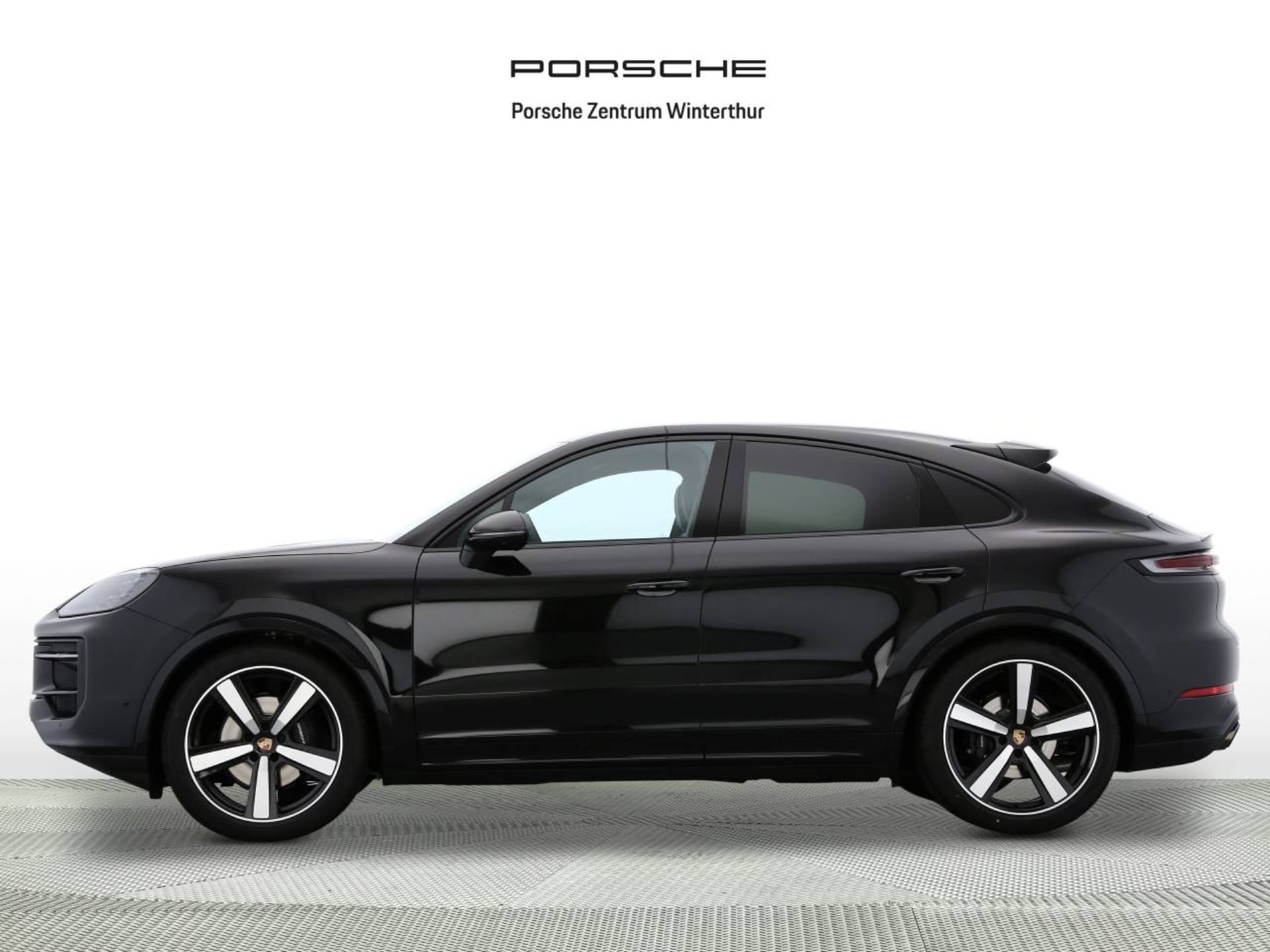 PORSCHE Cayenne Coupé Black Edition-image-1