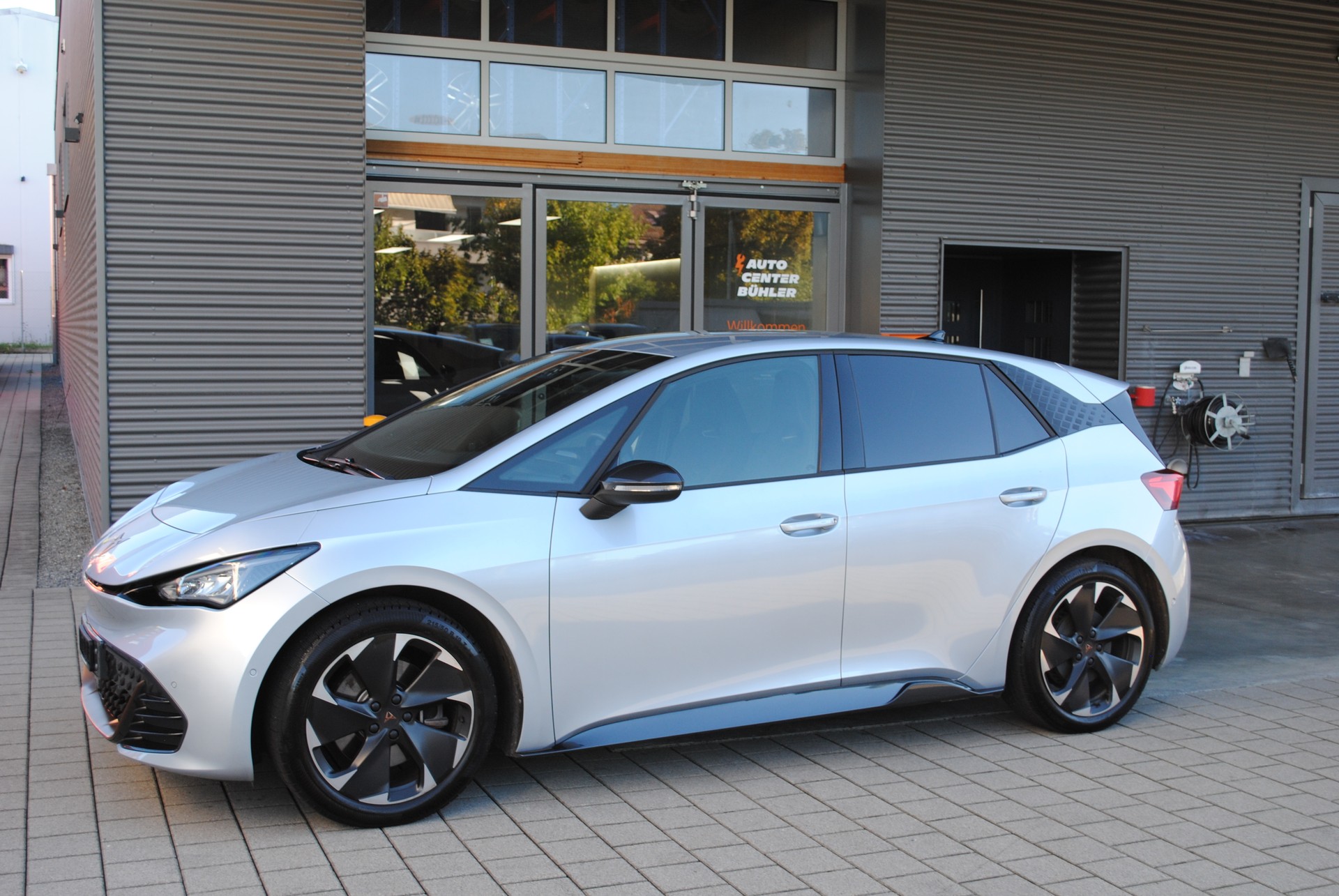 CUPRA Born 58 kWh e-Boost-image-3