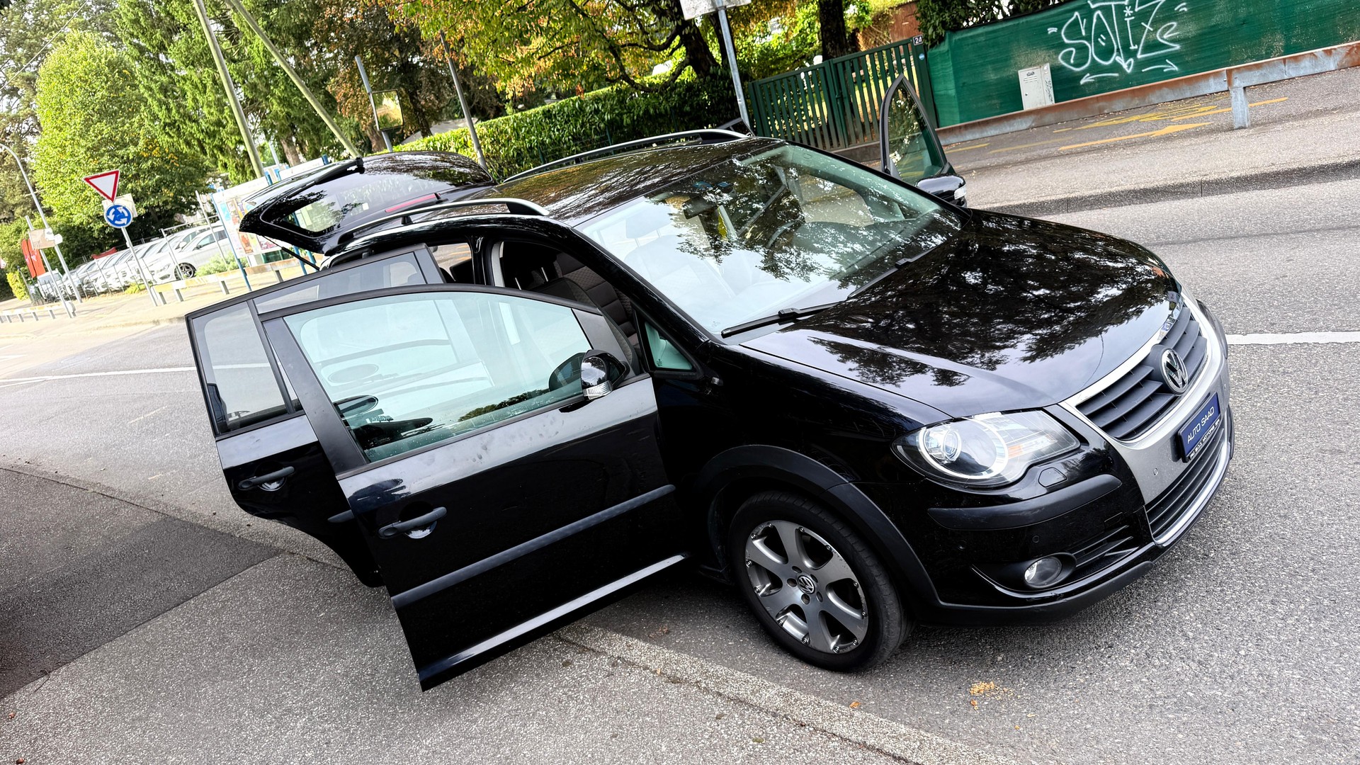 VW CrossTouran 1.4 TSI DSG-image-14