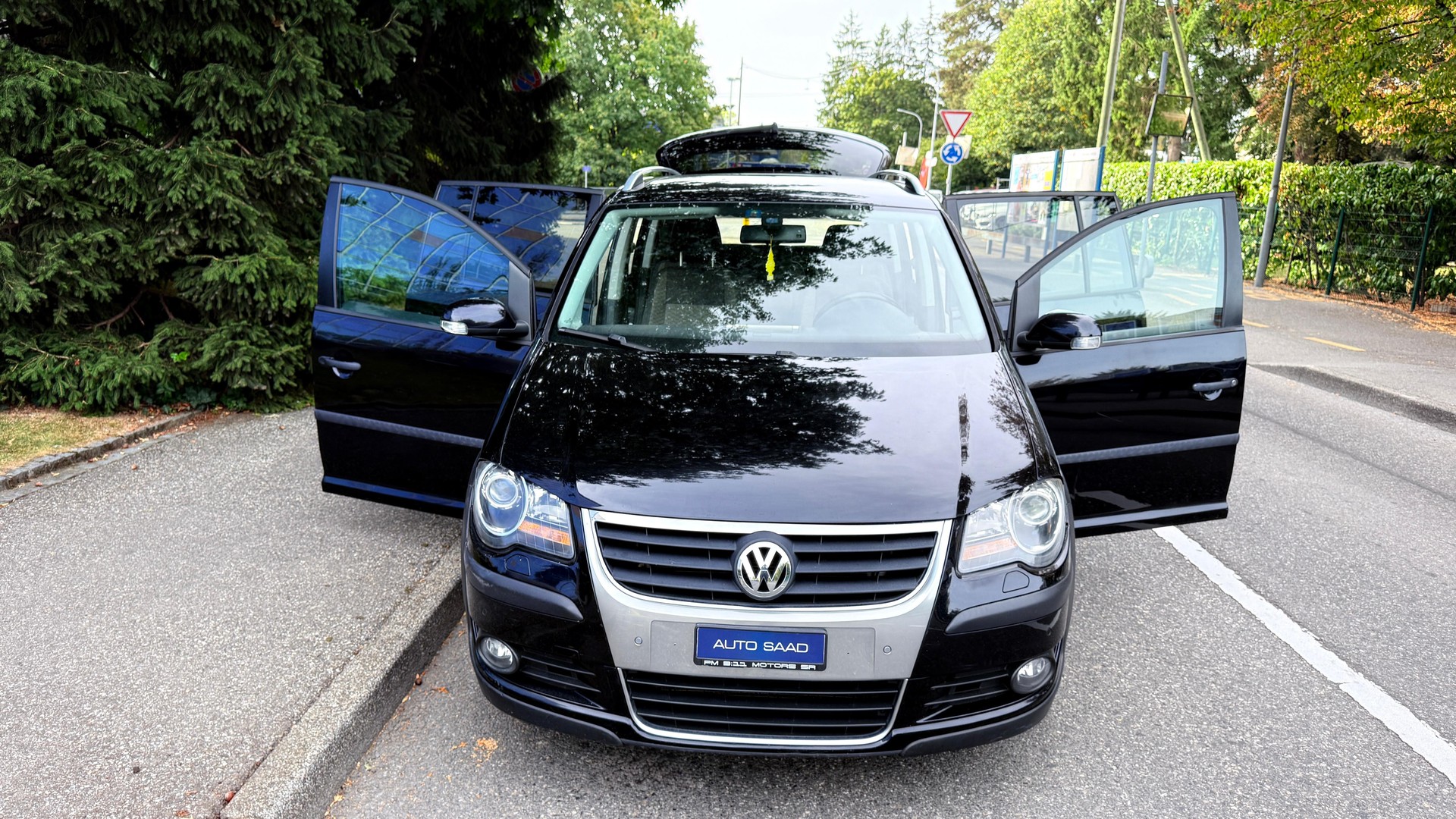 VW CrossTouran 1.4 TSI DSG-image-12