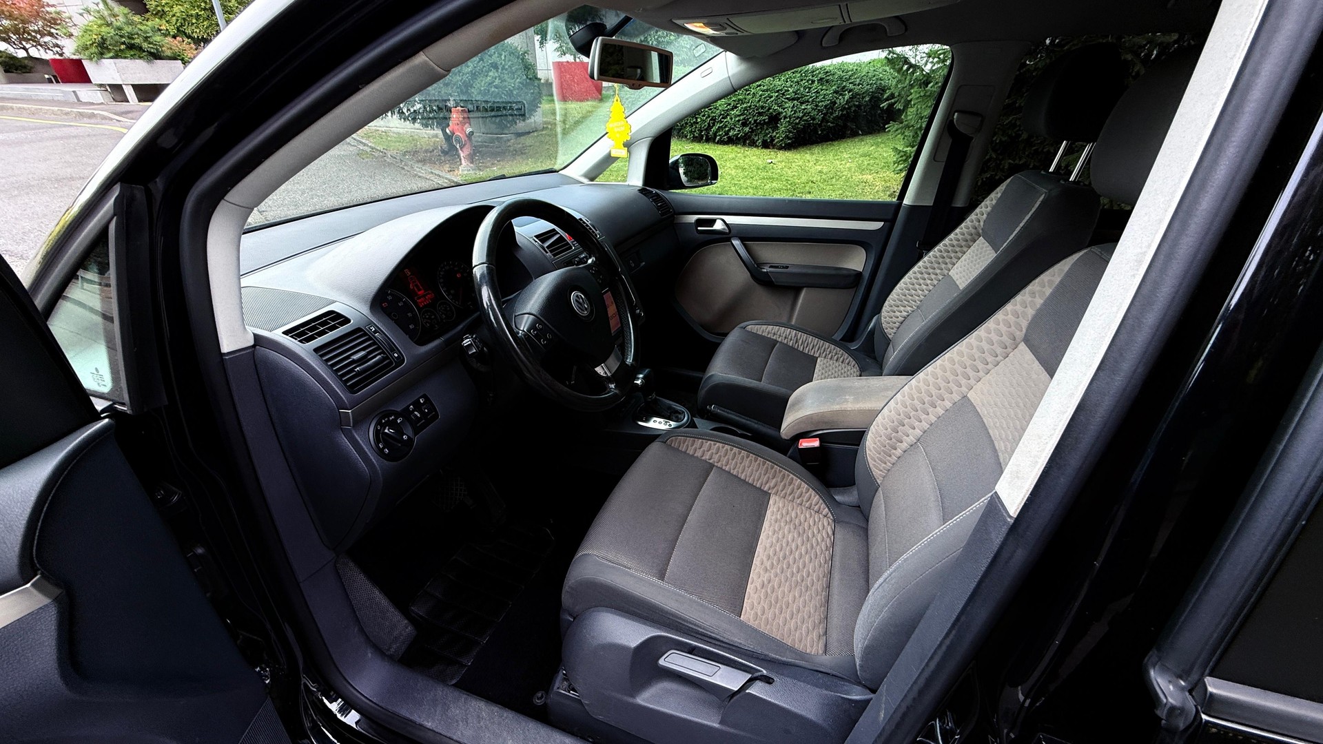 VW CrossTouran 1.4 TSI DSG-image-9
