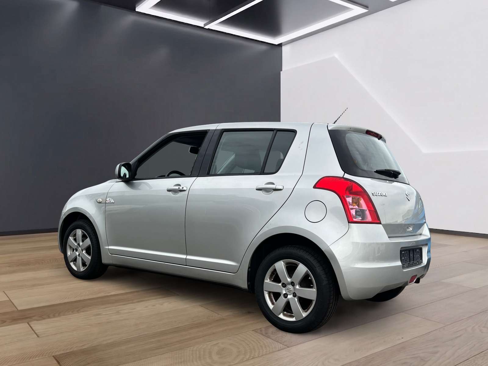 SUZUKI Swift 1.3i 16V GL Top 4x4-image-5