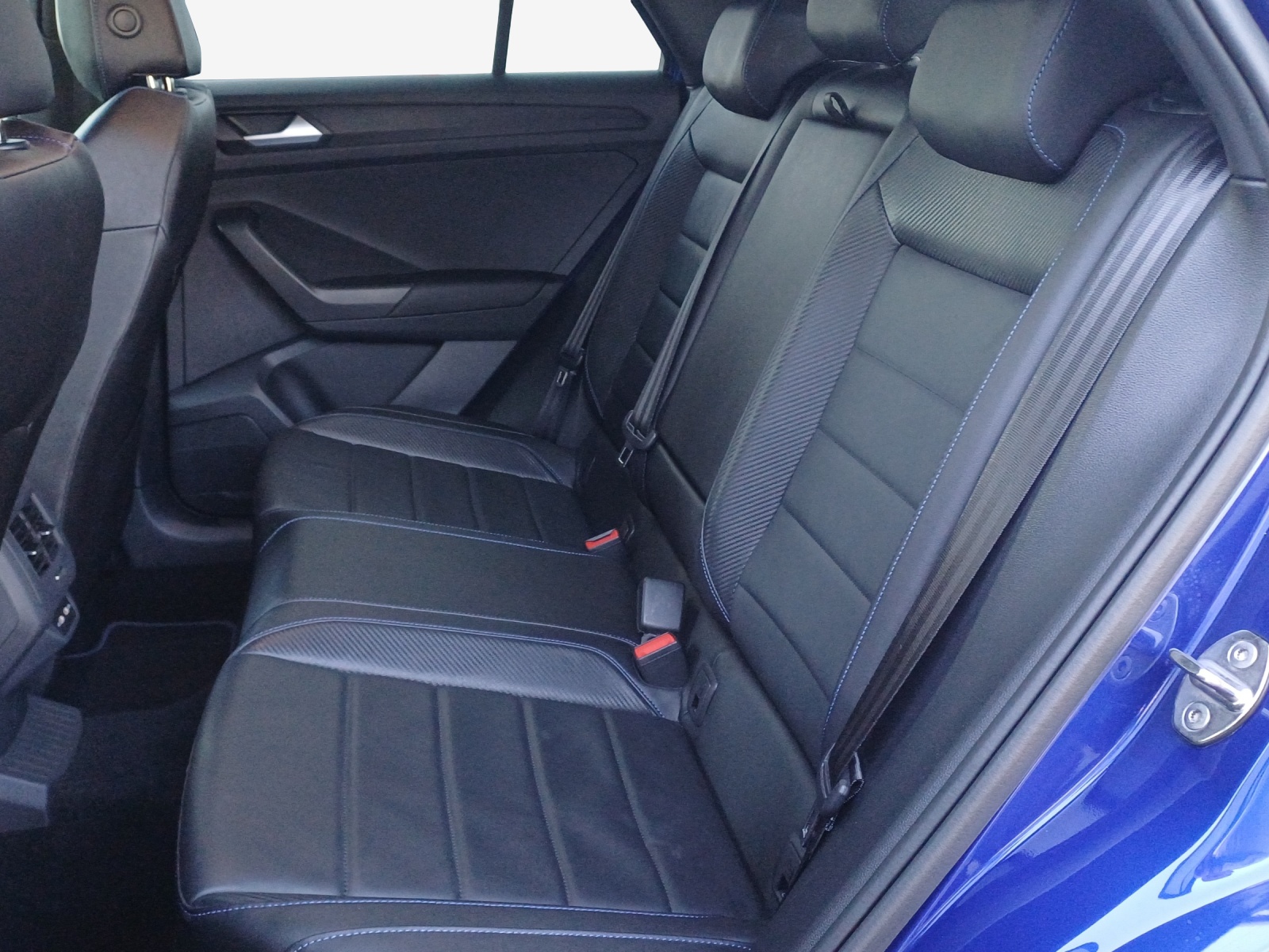 VW T-Roc 2.0 TSI R DSG 4Motion-image-11