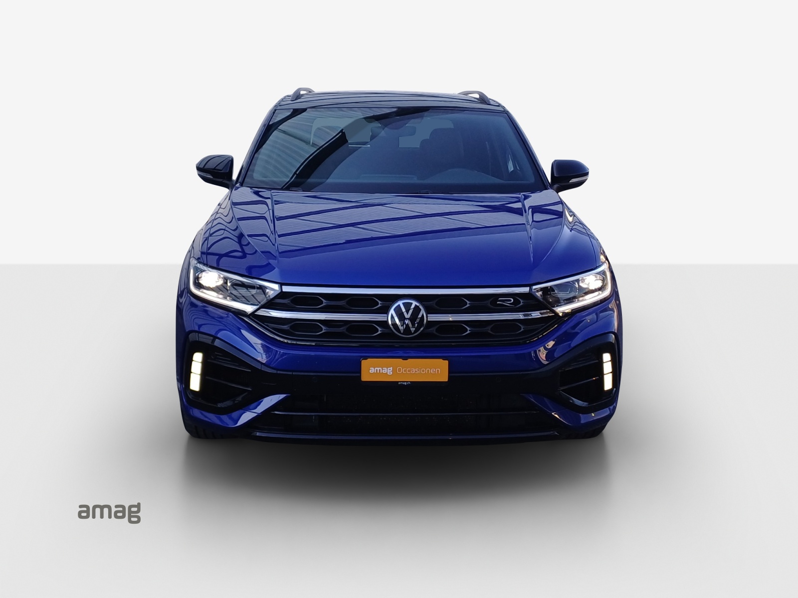 VW T-Roc 2.0 TSI R DSG 4Motion-image-6