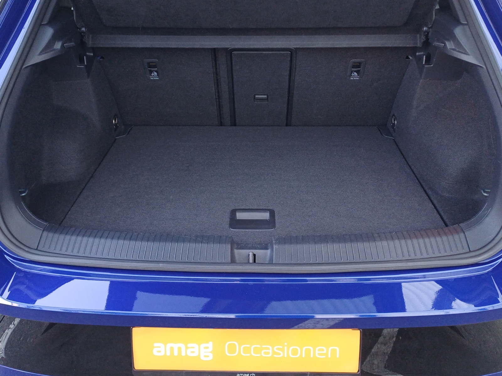VW T-Roc 2.0 TSI R DSG 4Motion-image-12